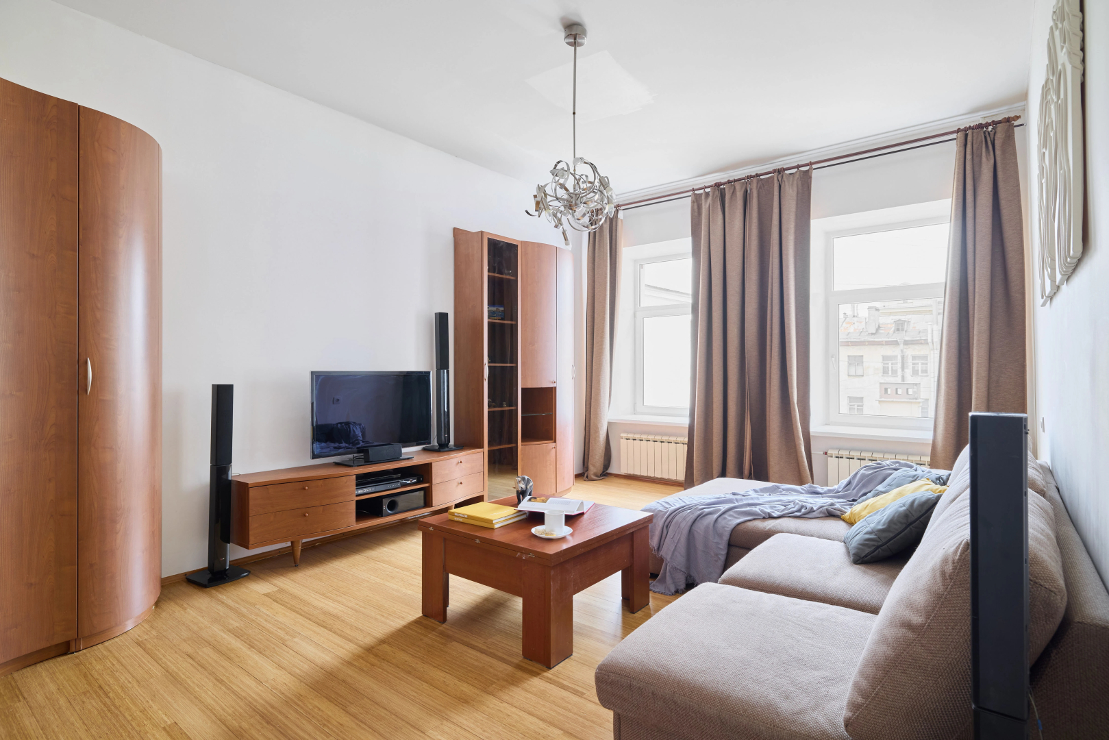 Апартаменты Квартира целиком в самом центре Санкт-Петербурга