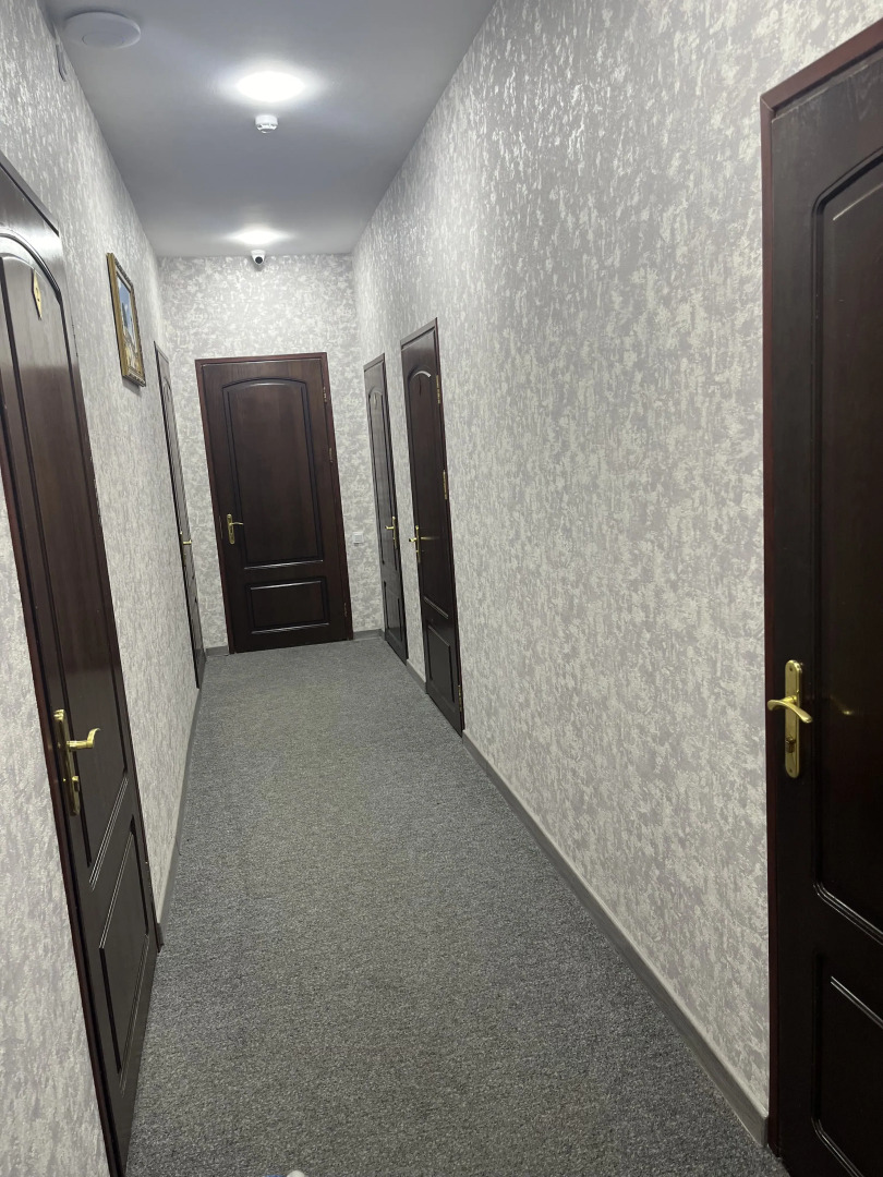 Отель White House