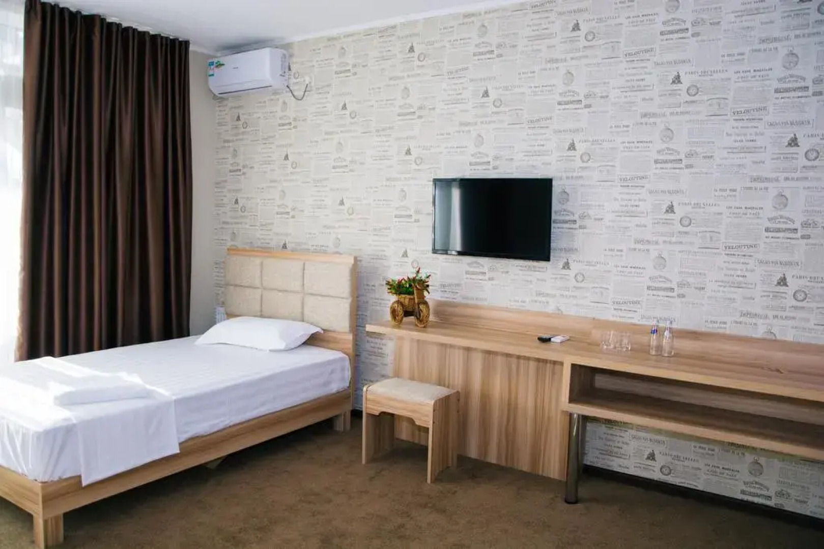 Отель WoodHouse