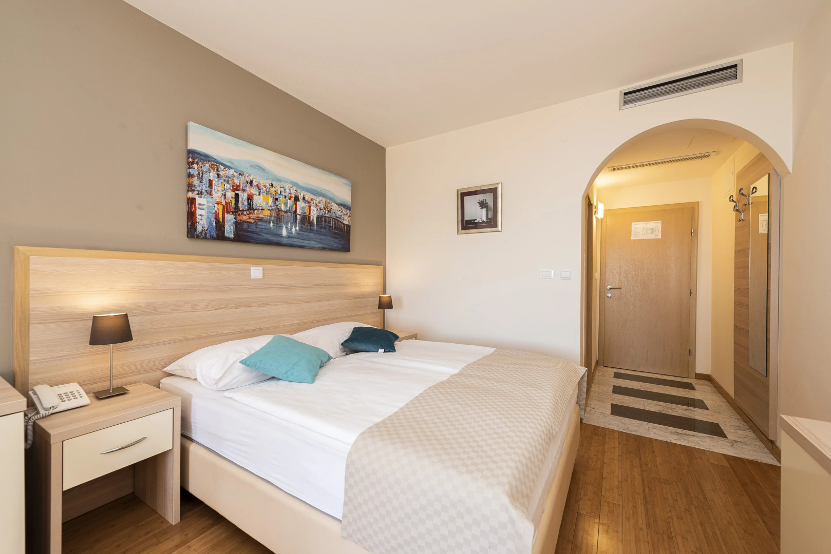 Отель Villa MiraMar