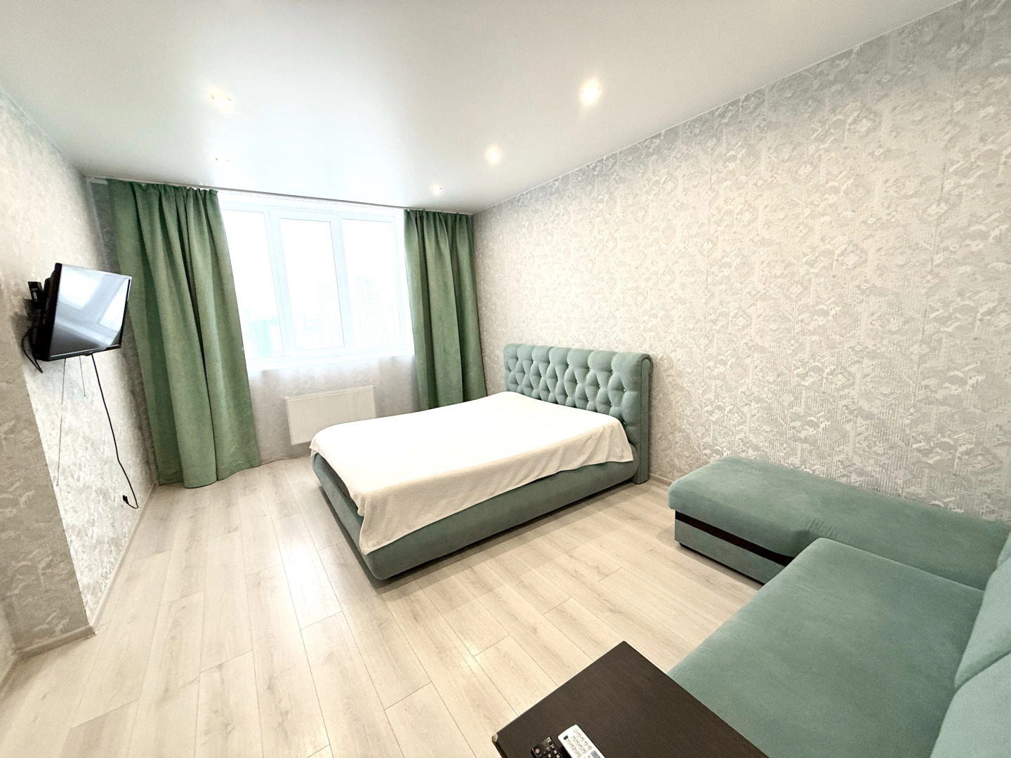 Квартира Посуточно до 8 человек