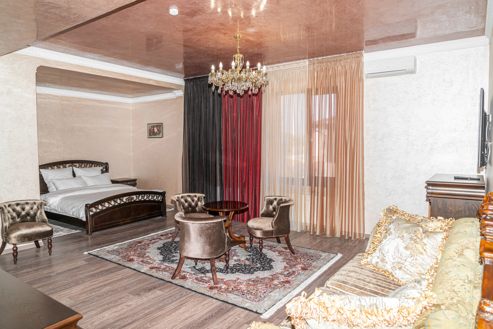 Отель Бомонд