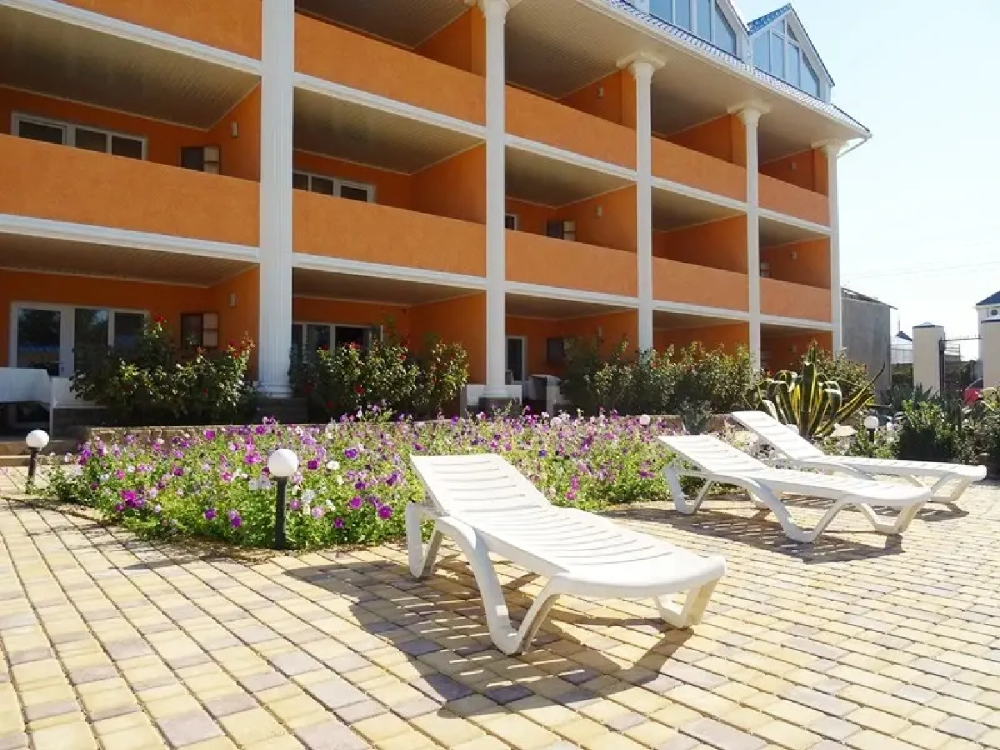 Отель Gala Paradise