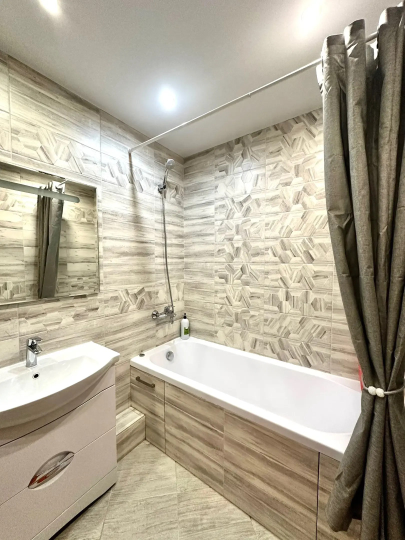 Апартаменты на улице Маршала Устинова д.1