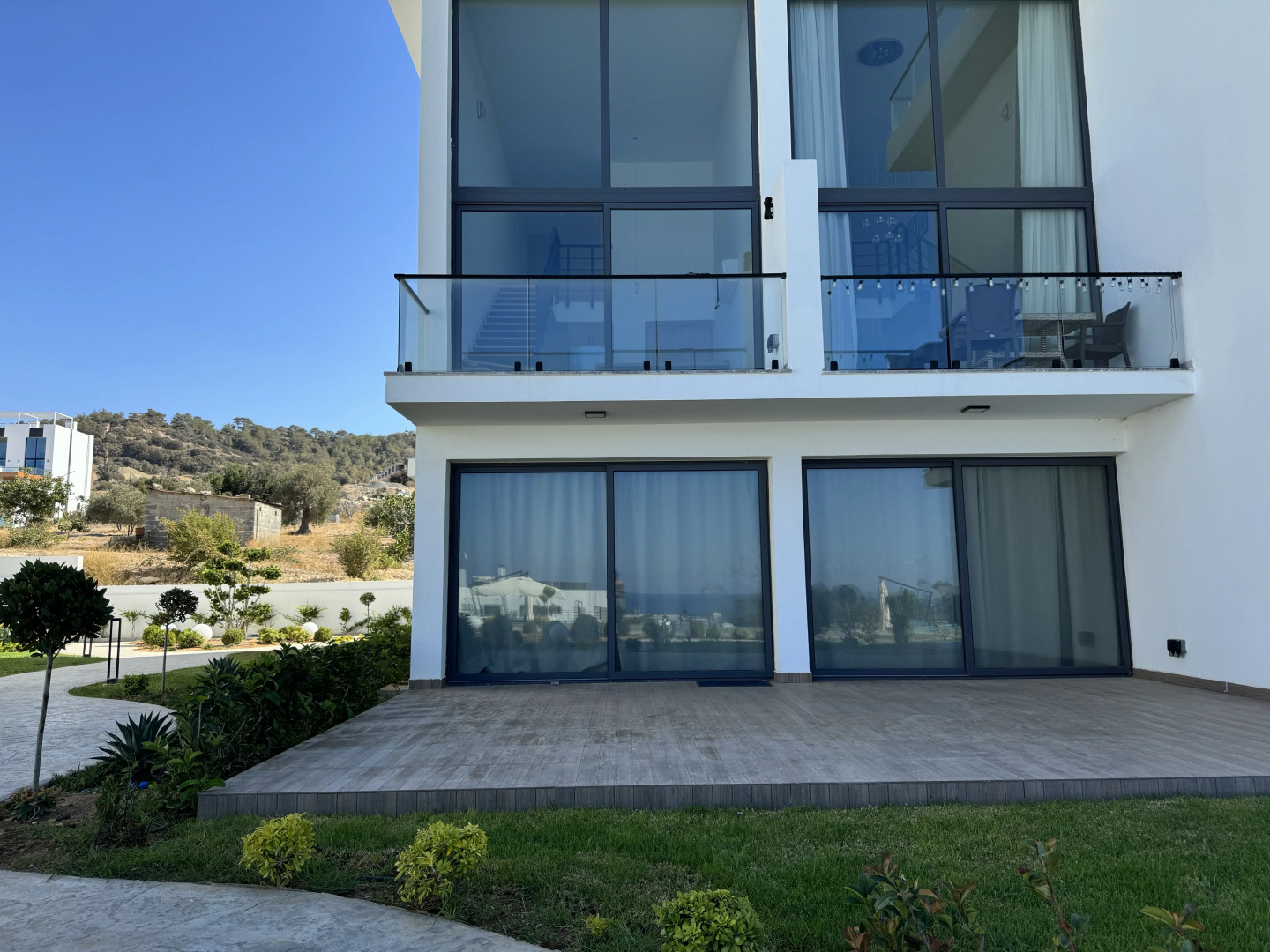 Апартаменты Комфортабельные апартаменты с видом на море