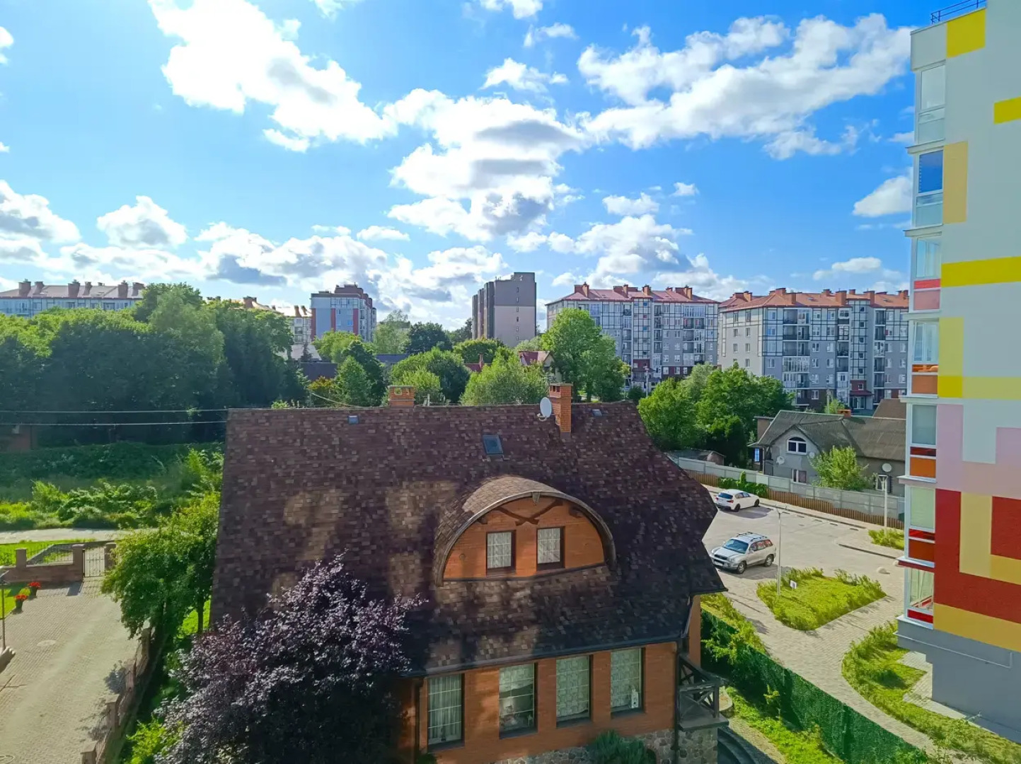 Апартаменты Рыба-Кит в современном комплексе на Яблоневой