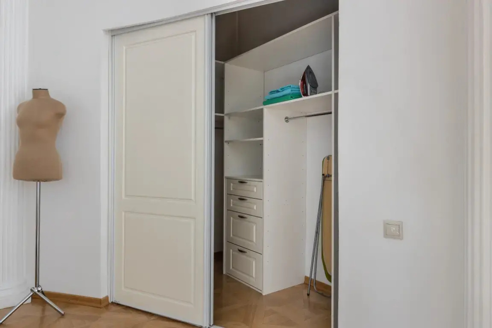 Апартаменты a.m. Rooms Neva Jacuzzi (Angliyskaya Naberezhnaya)