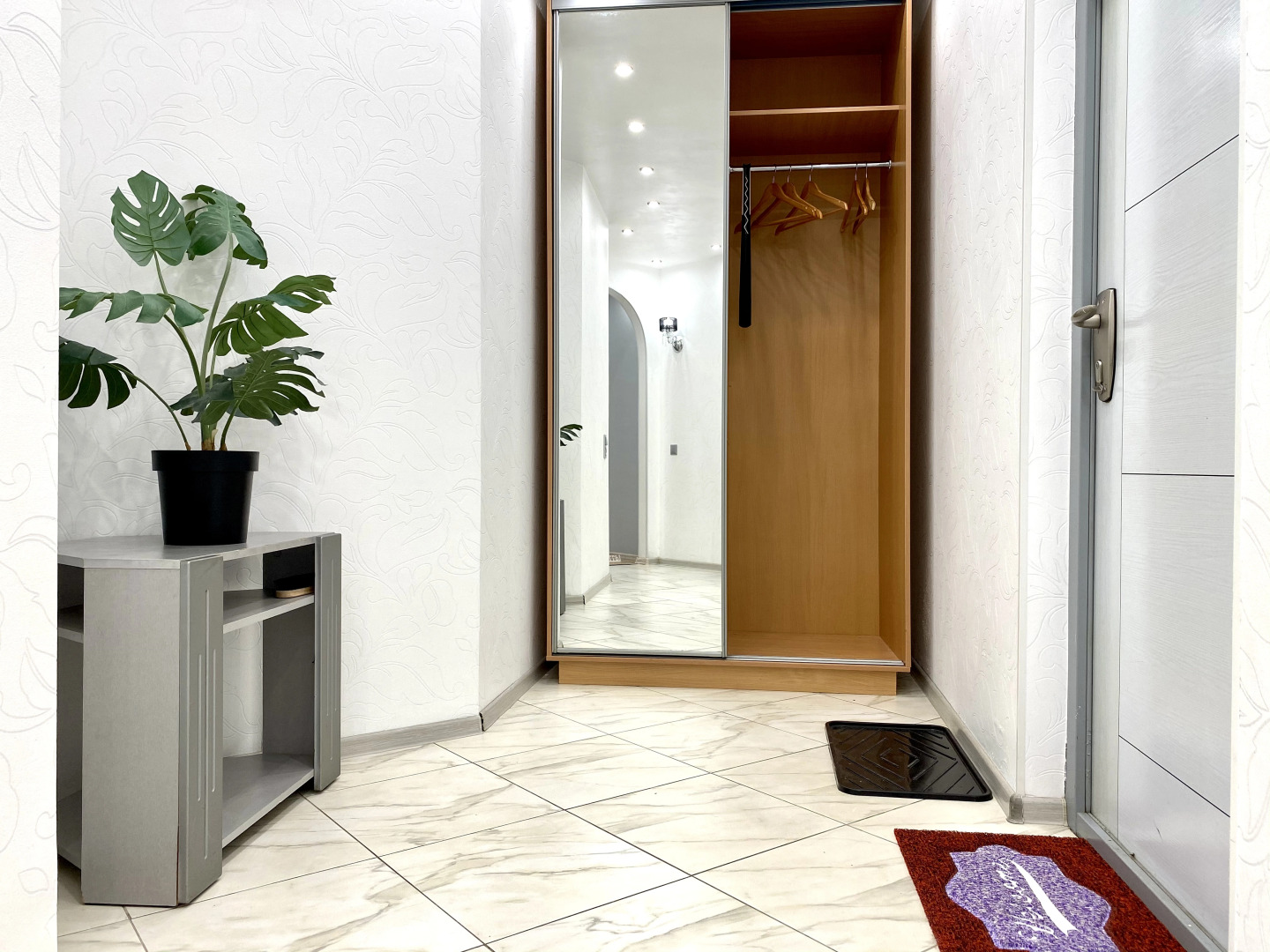 Апартаменты комфорт в жилом комплексе "Адмирал"