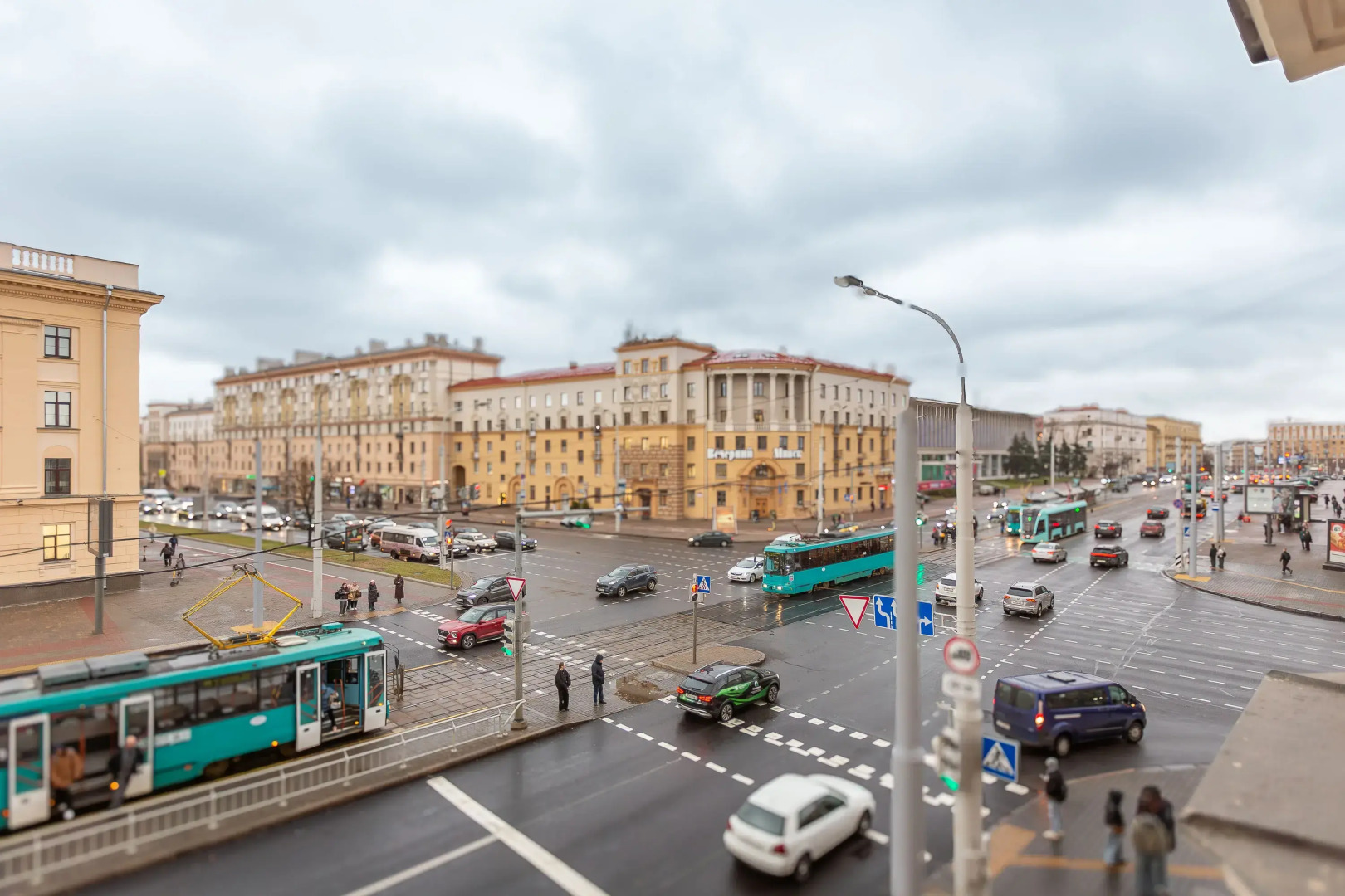 Апартаменты Ladgorna на Независимости 39