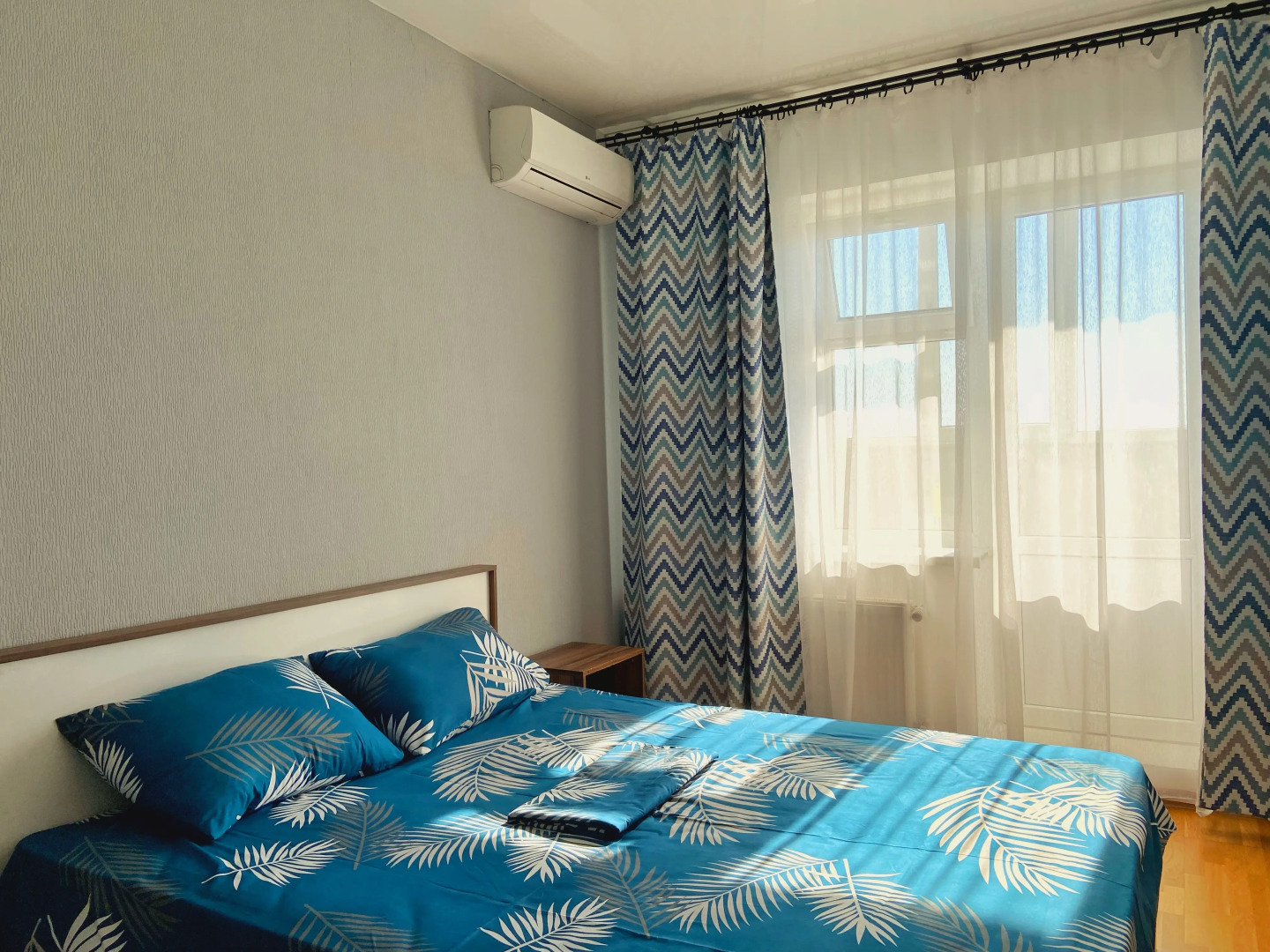 Квартира Вместительная у парка Галицкого от Комфорт и Точка