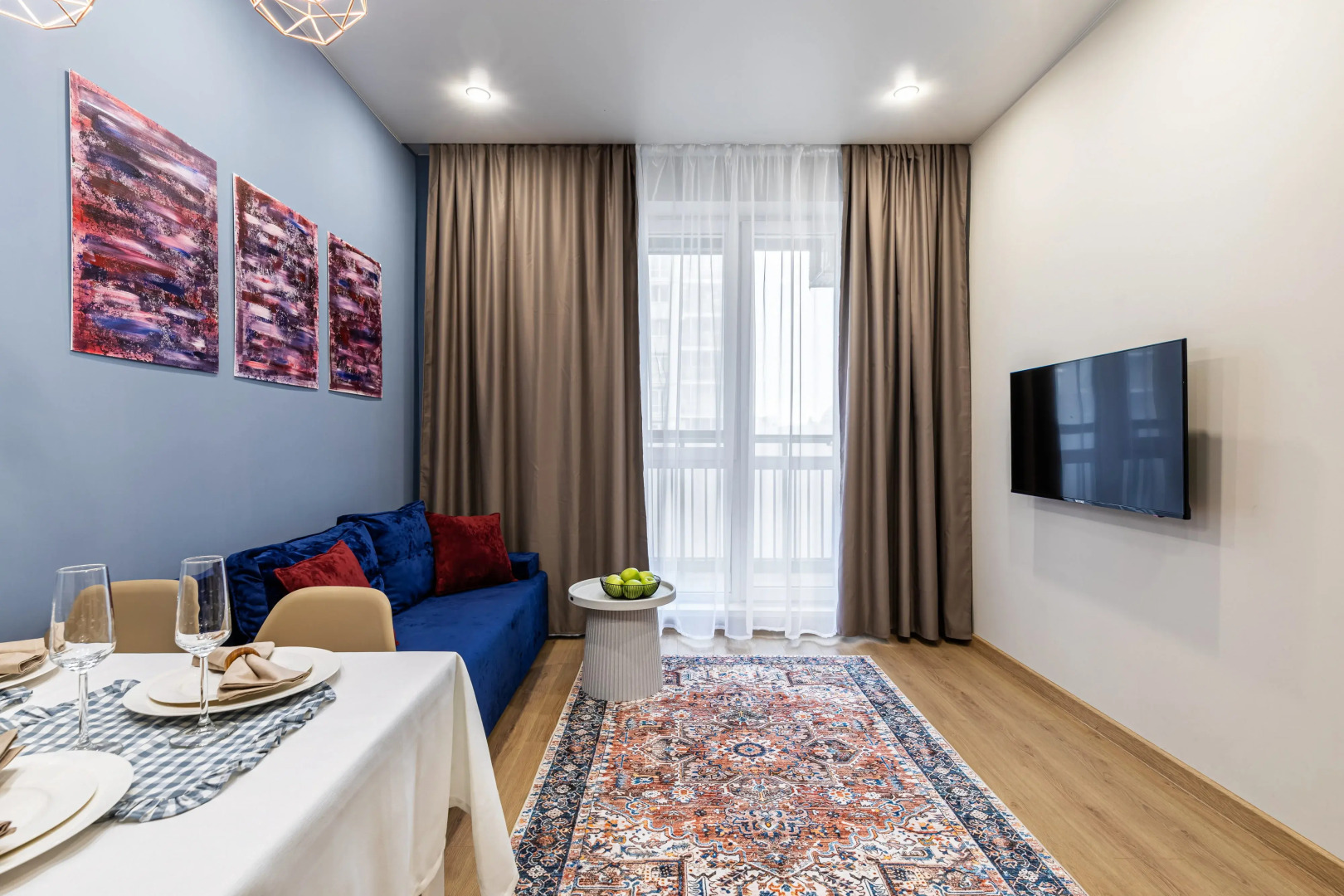 Квартира Евродвушка в Центре Рядом с Парком Горького