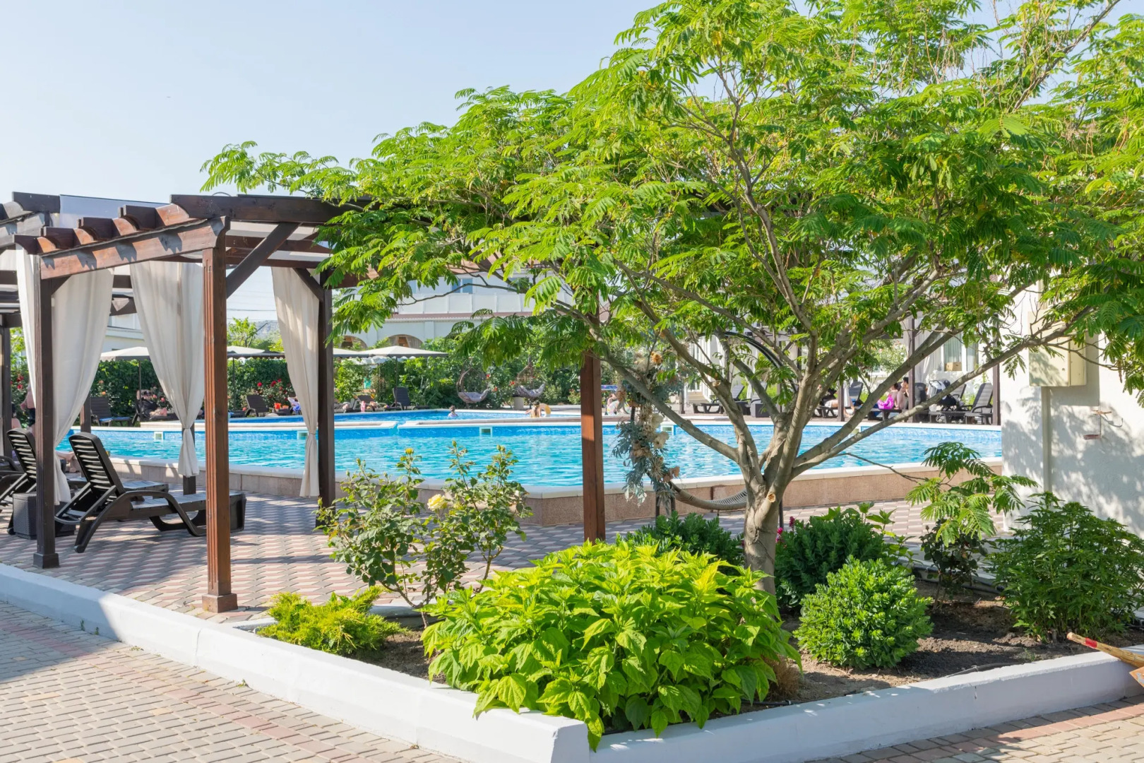 Отель Нарлен