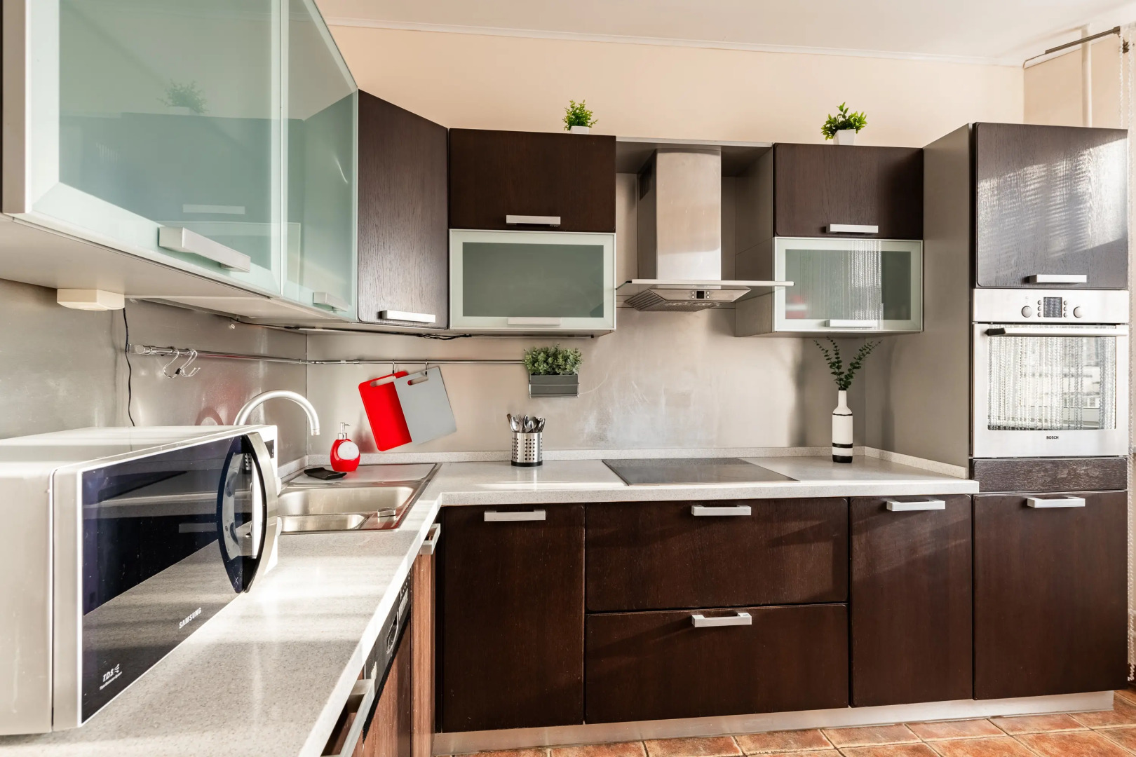 Квартира Двухкомнатная Natali apart у метро Академика Янгеля