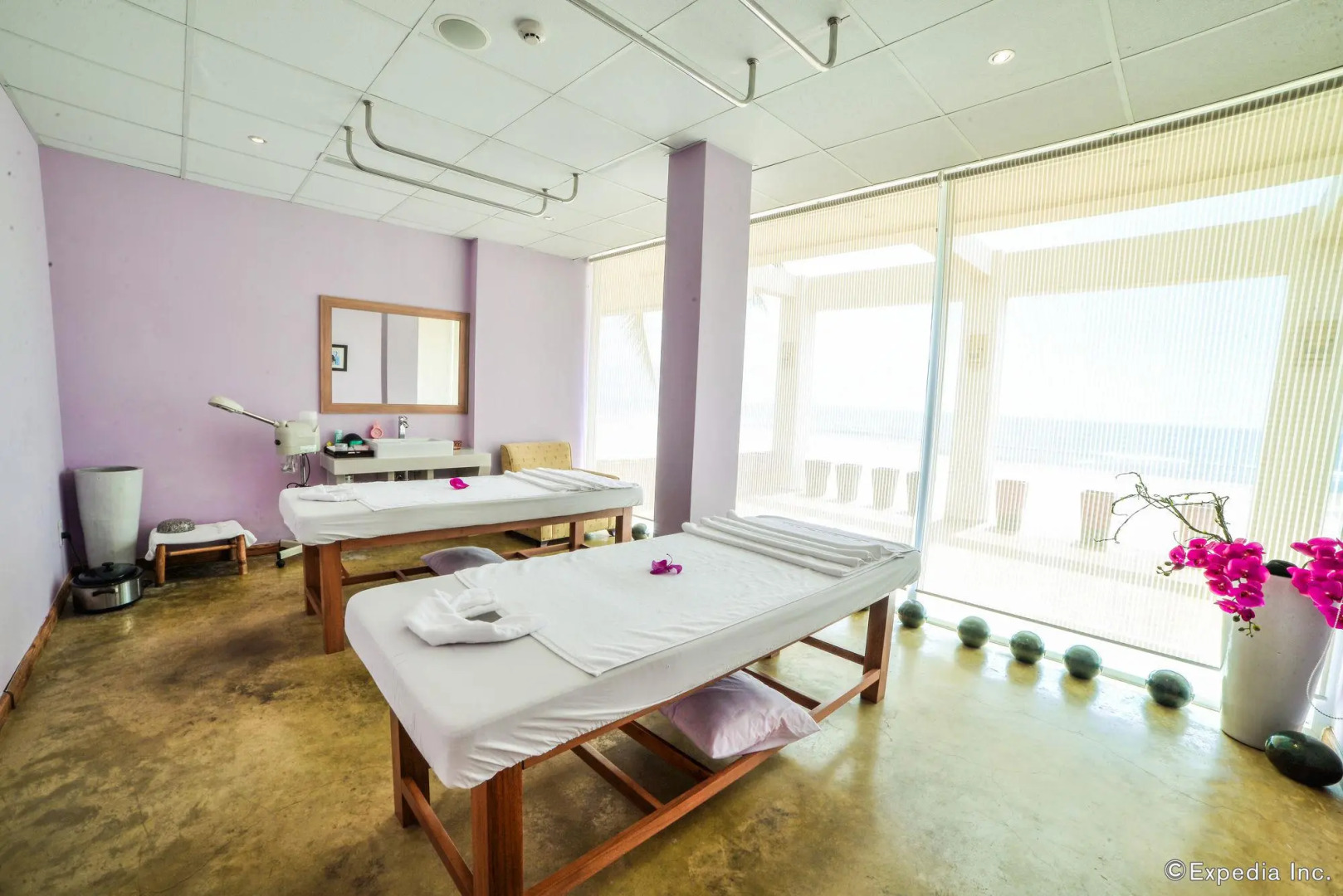 Отель Olalani Resort and Condotel