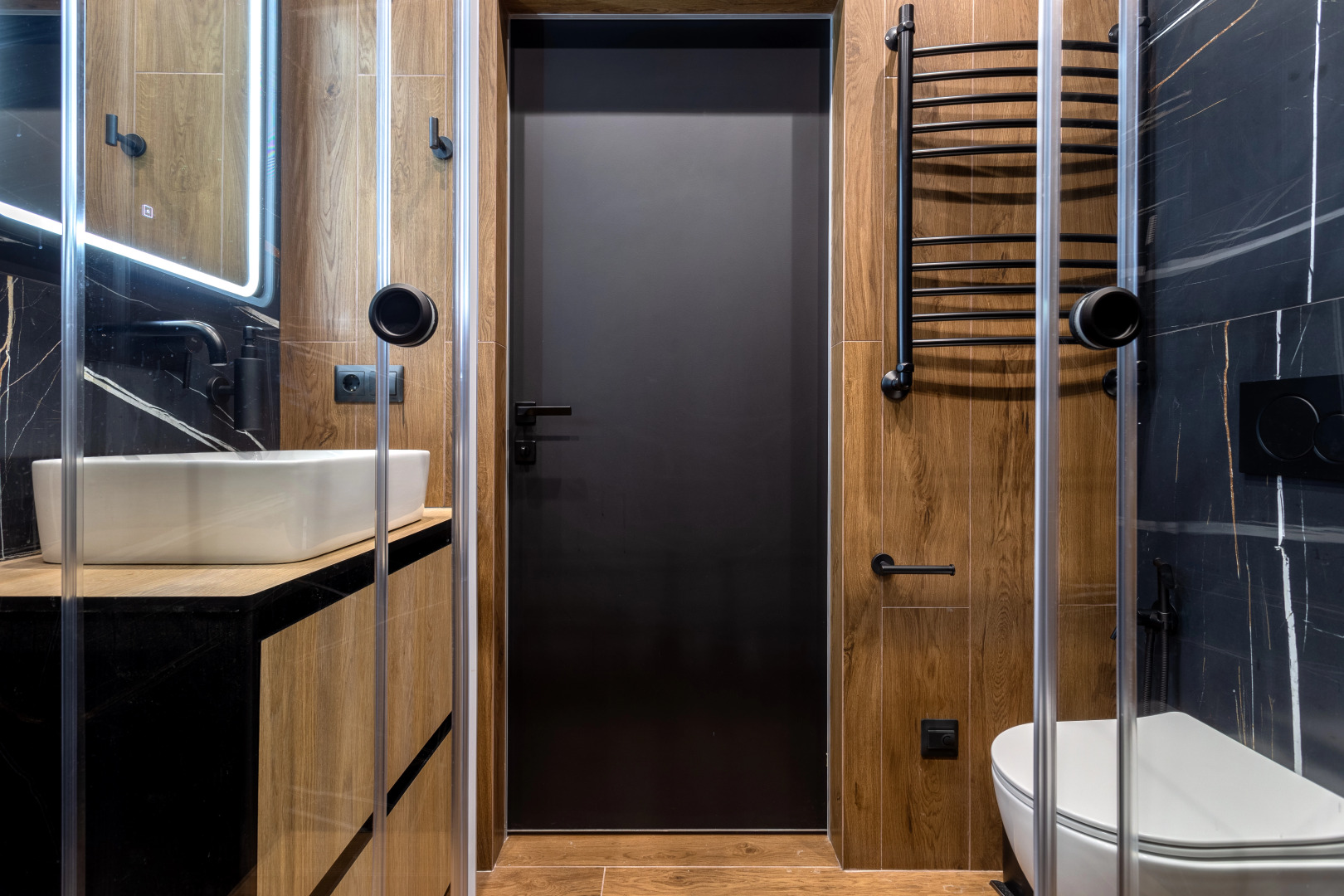 Апартаменты Охта «КраСКИ»