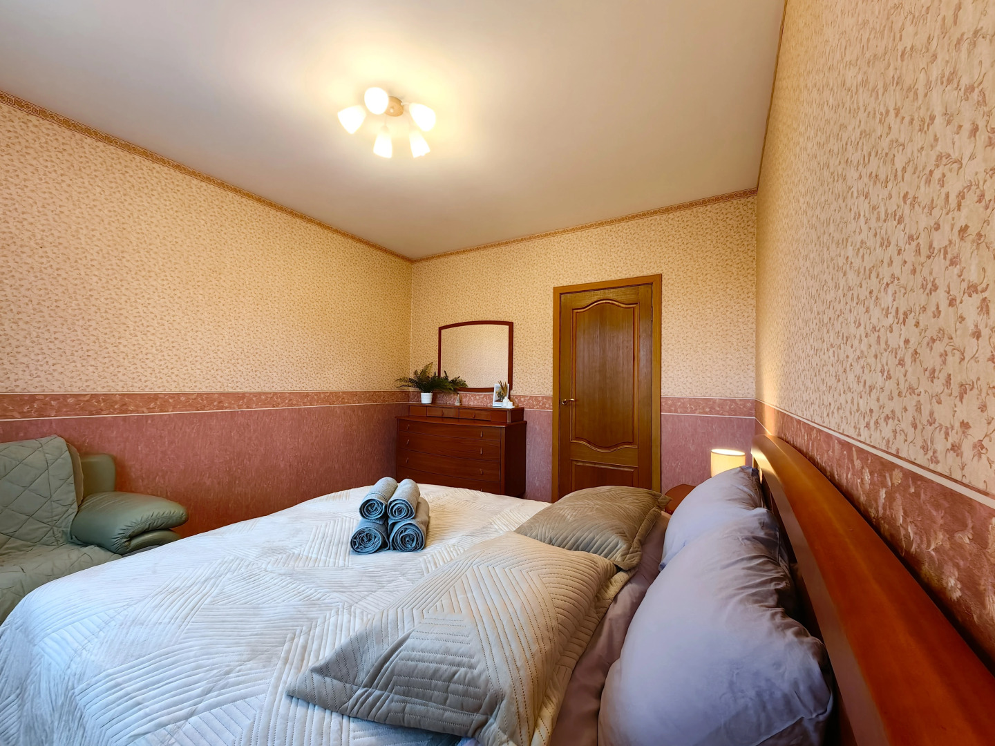 Квартира двухкомнатная возле метро Беляево