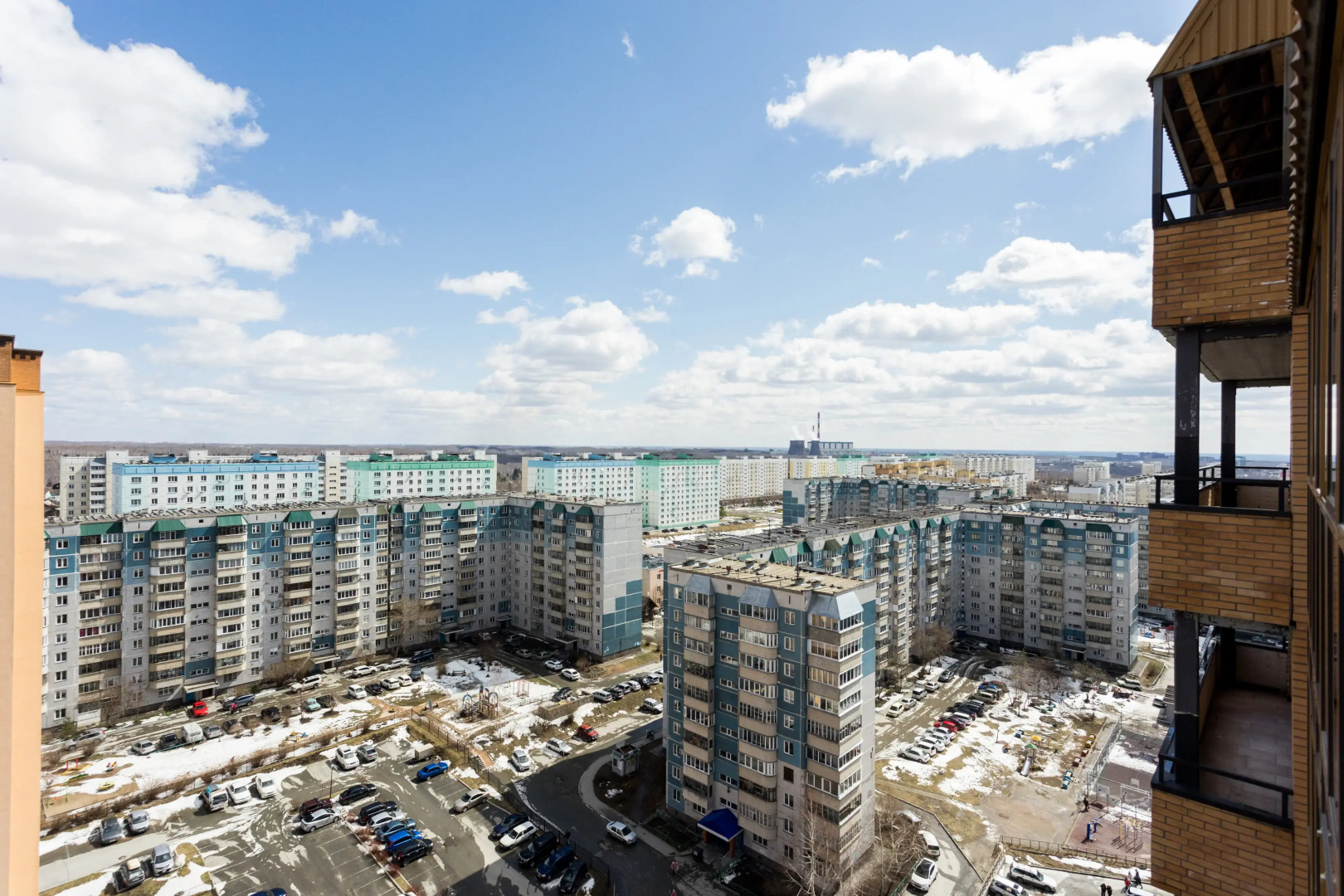 Апартаменты  на 18 Этаже Hugge Place