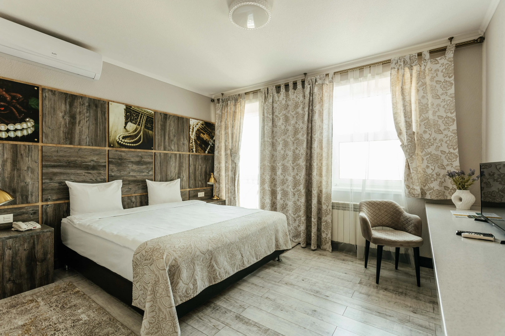 Отель Customs House Hotel & SPA