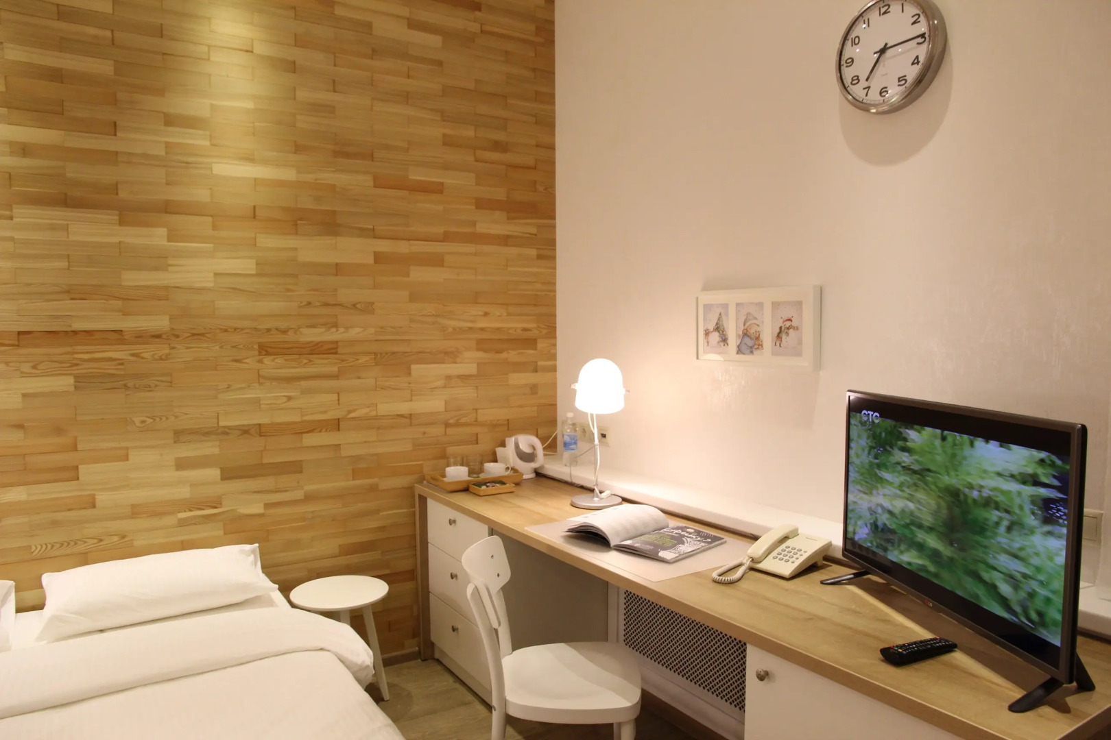 Отель Адрес