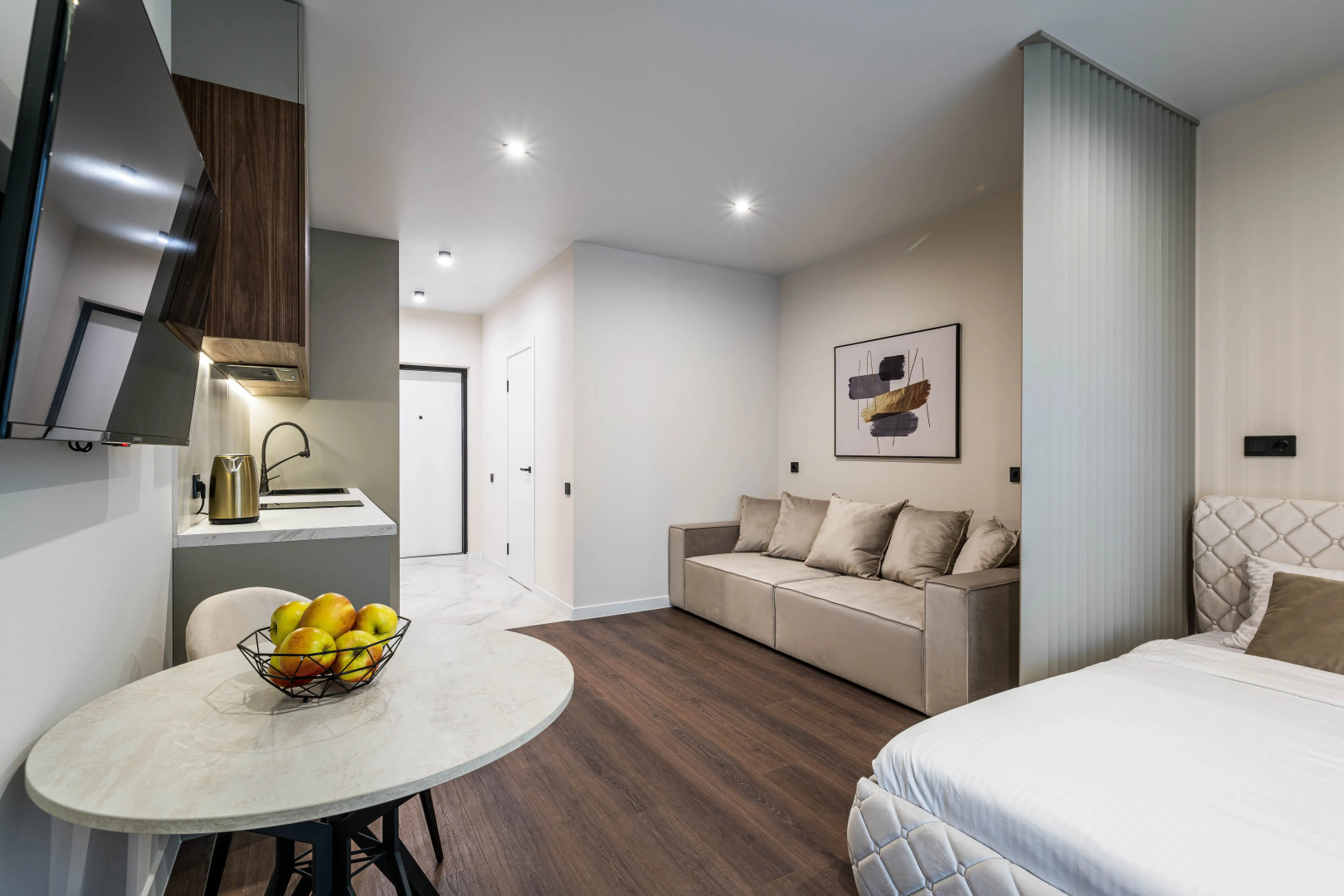 Квартира студия на сутки Минск Мир Подходит для командировок и отдыха Самозаселение Балкон Wi-Fi