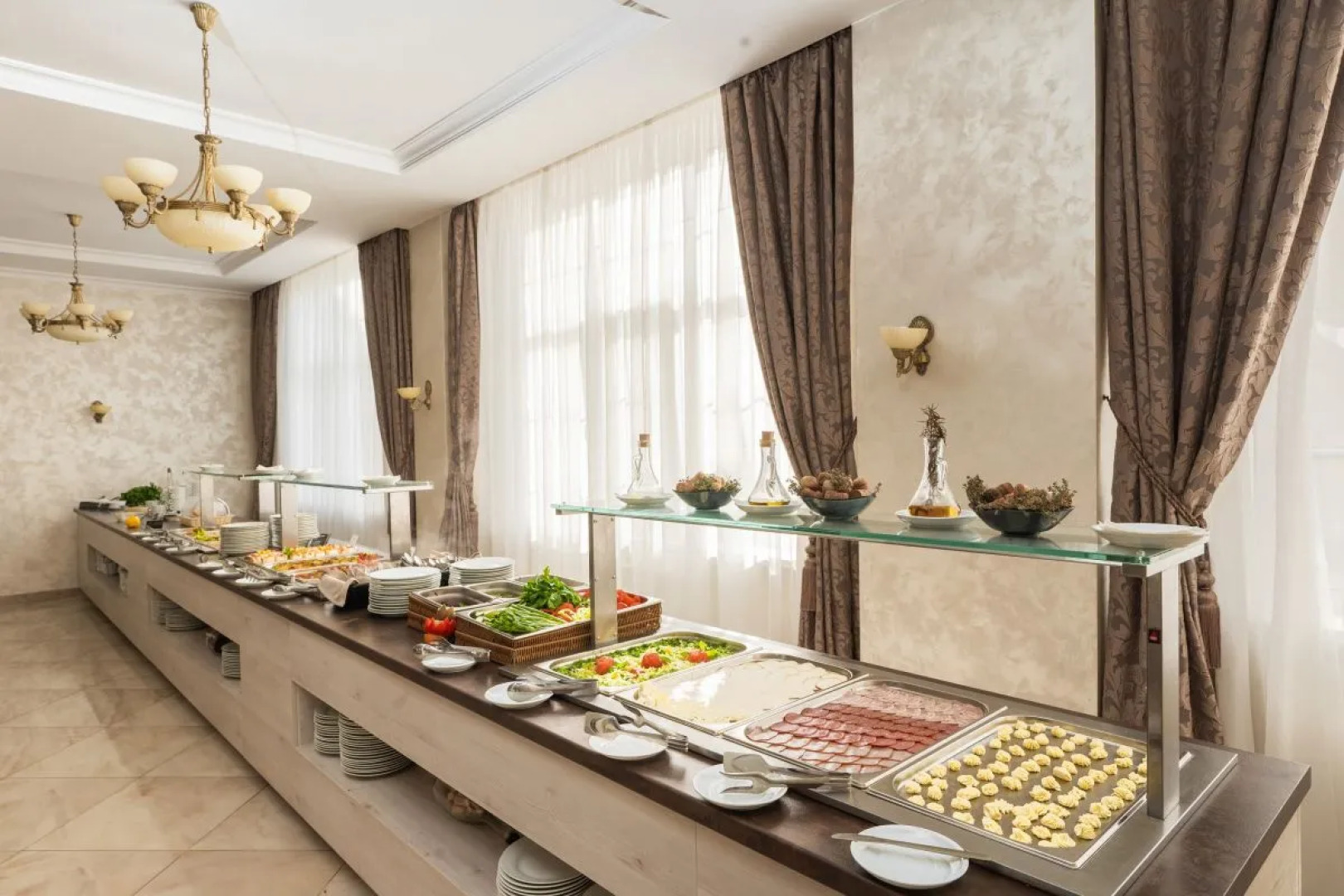 Курортный отель Дивный Мир Усадьба Шато  4****