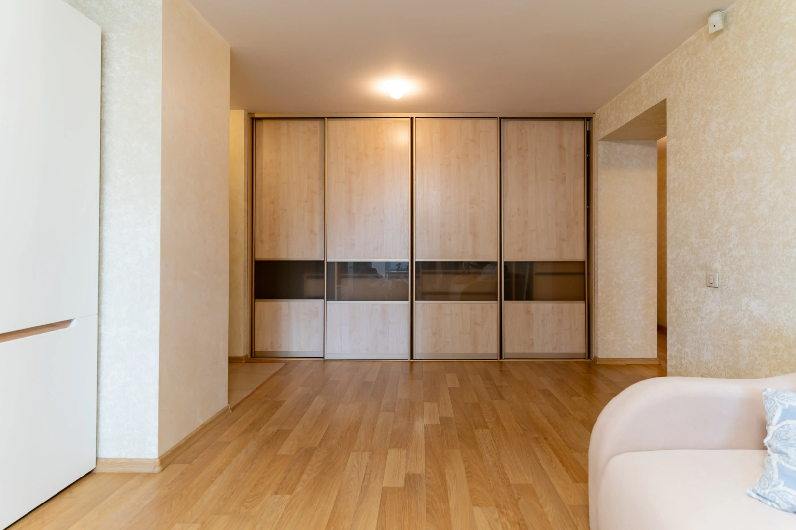 Апартаменты Трёхкомнатные с джакузи на Антона Валека 12