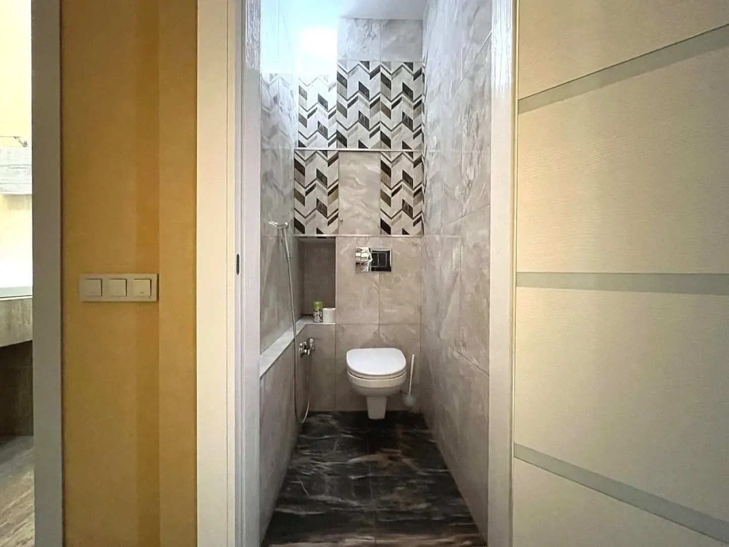 Апартаменты Relax Apart на ул. Германа Титова, д.6