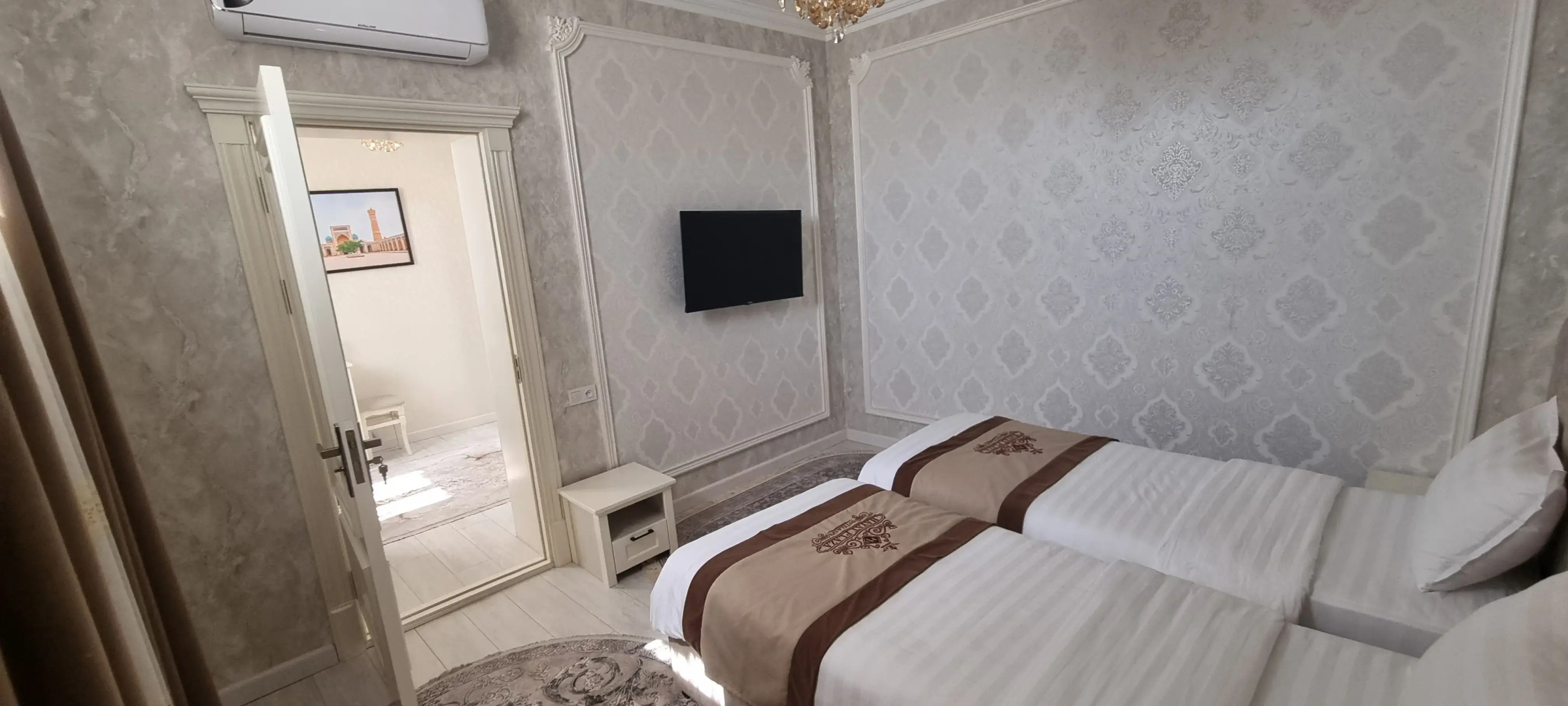 Отель и Спа Hayat Plaza
