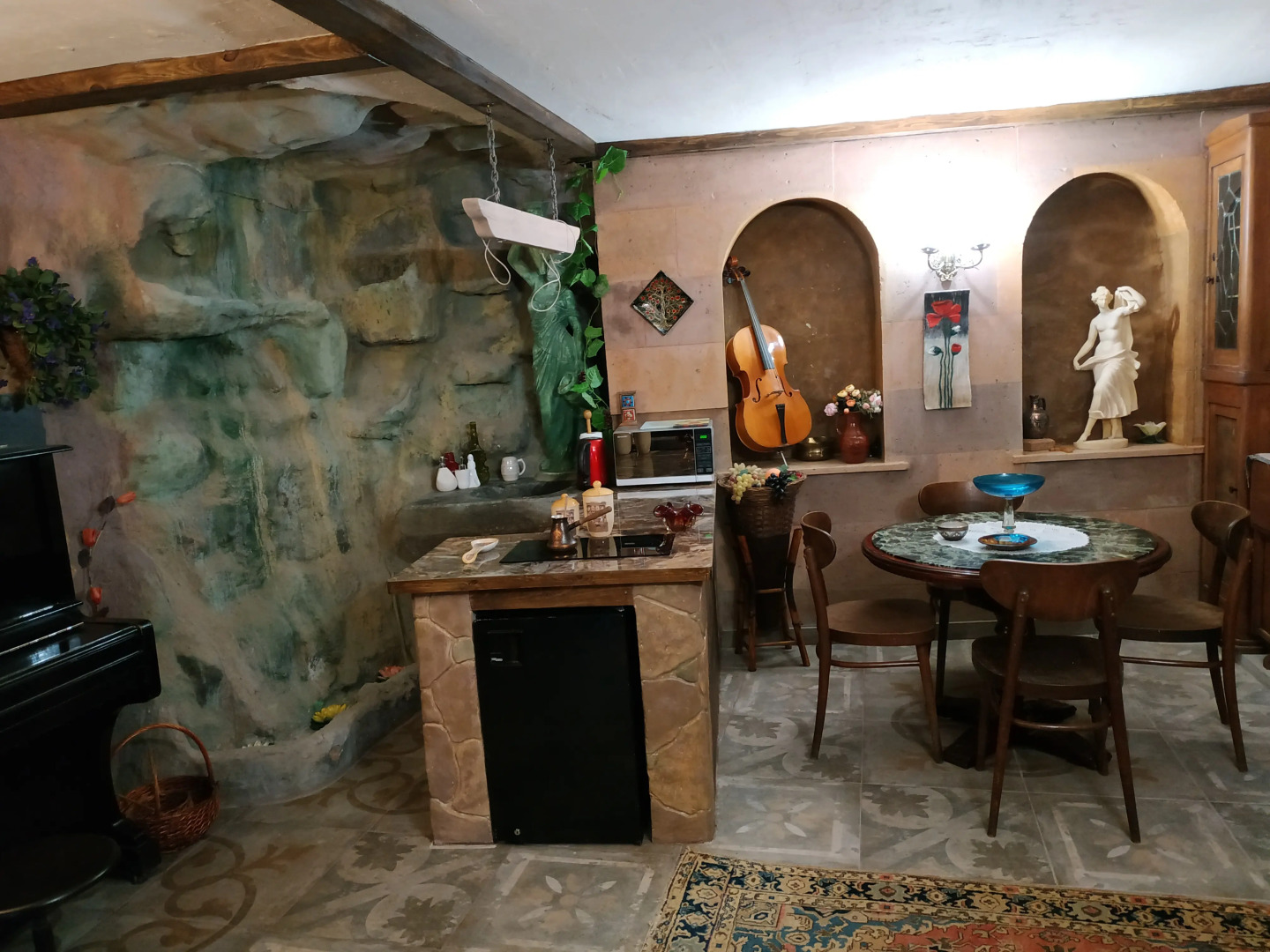 Hye Aspet Հայ Ասպետ