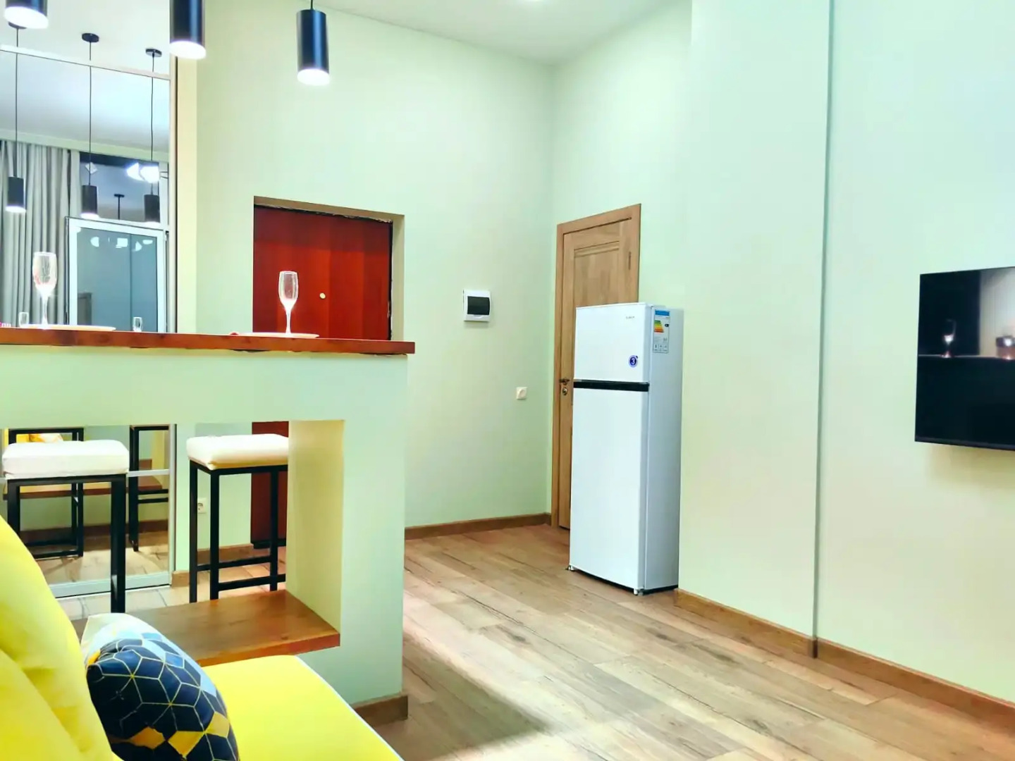 Апартаменты Студия на Пархоменко с Видом на Город