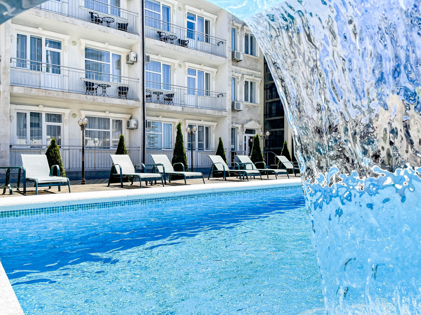 Отель Avdallini Golden Bay