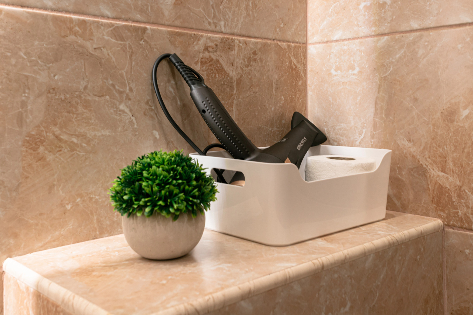 Апартаменты Lalapart Gray stone на 30 этаже небоскреба Савеловский Сити