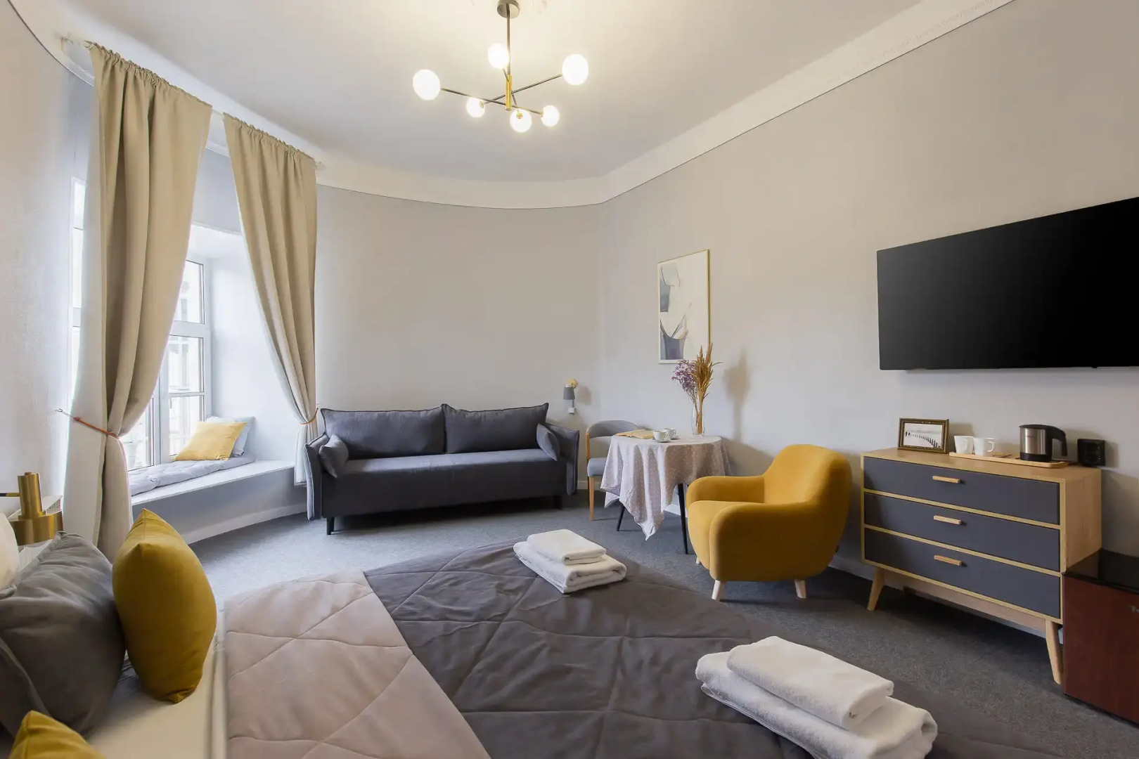 Отель Лопатин Невский 100