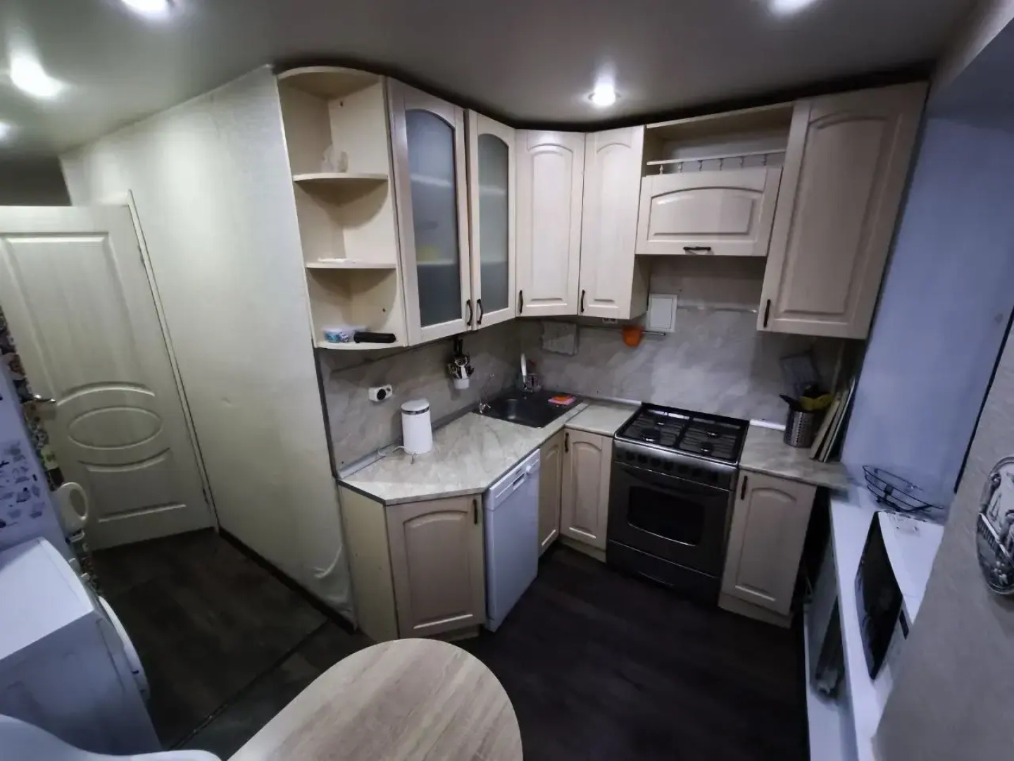 Апартаменты Александра Невского 27