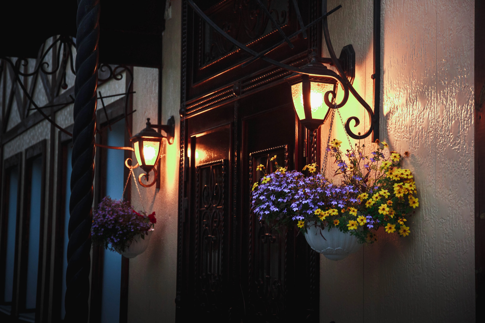 Отель Адрес