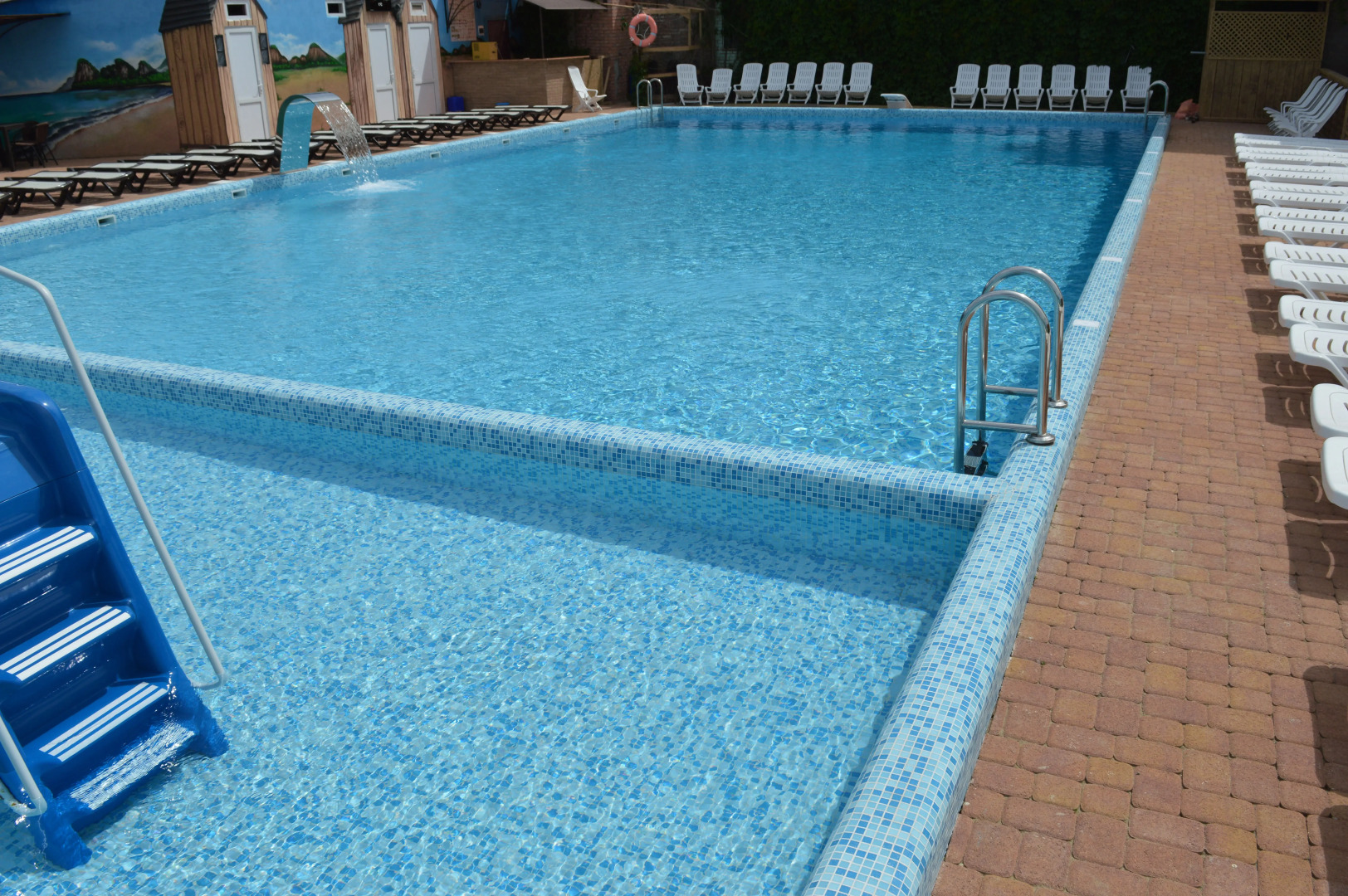 Отель Золотой Джин