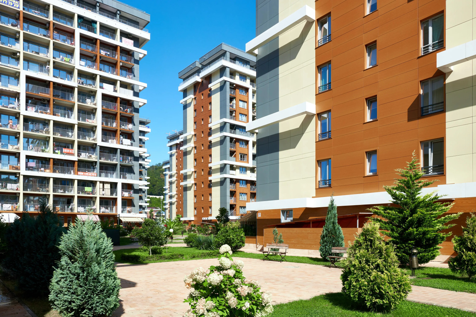 Квартира с боковым видом на море и горы в ЖК Каравелла Португалии