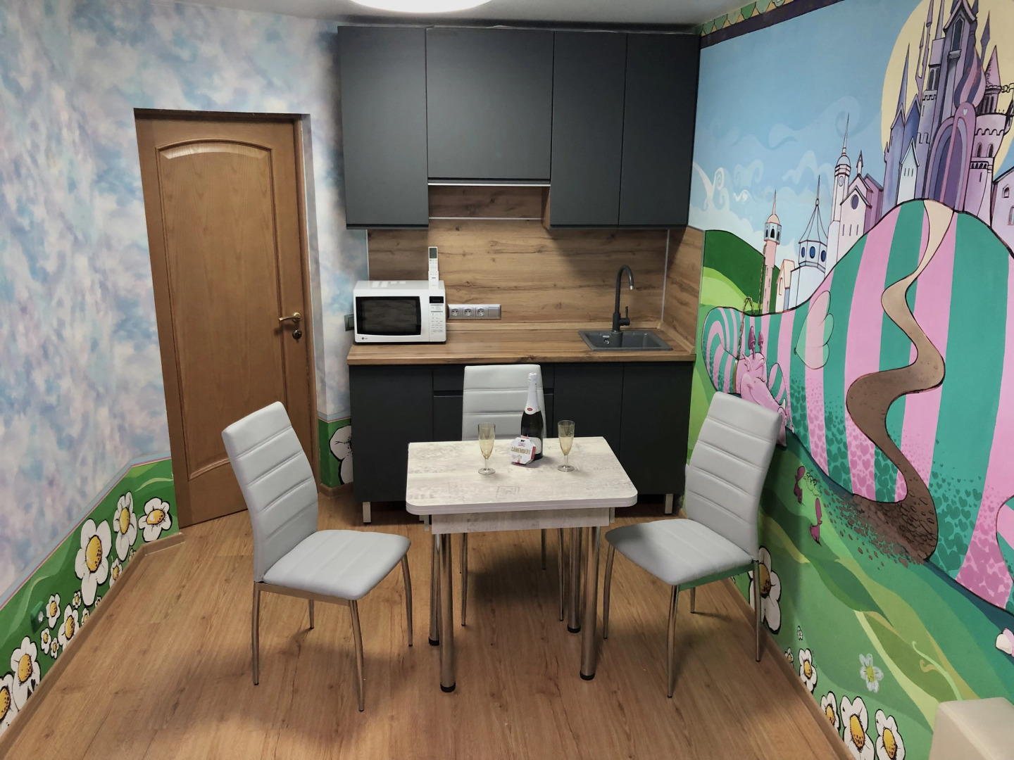 Апартаменты с Джакузи и видом на Парк