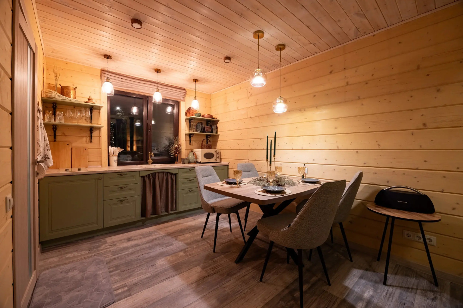 Частный дом Уютный дом с камином