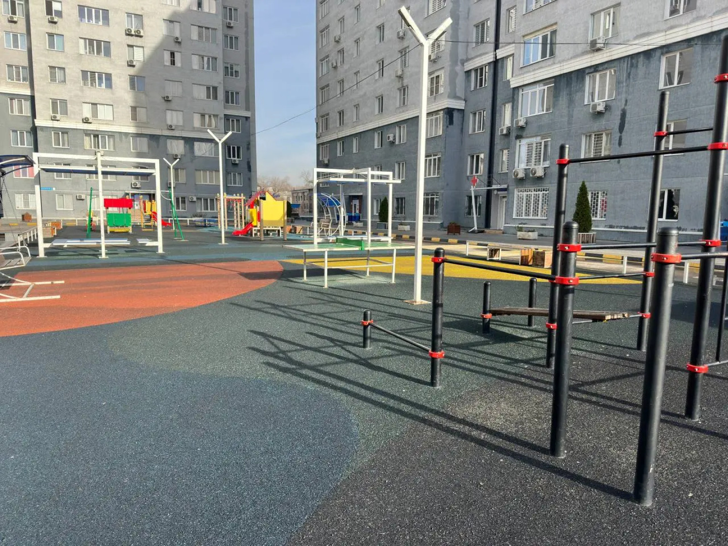 Апартаменты 105 около арбата с видом на горы