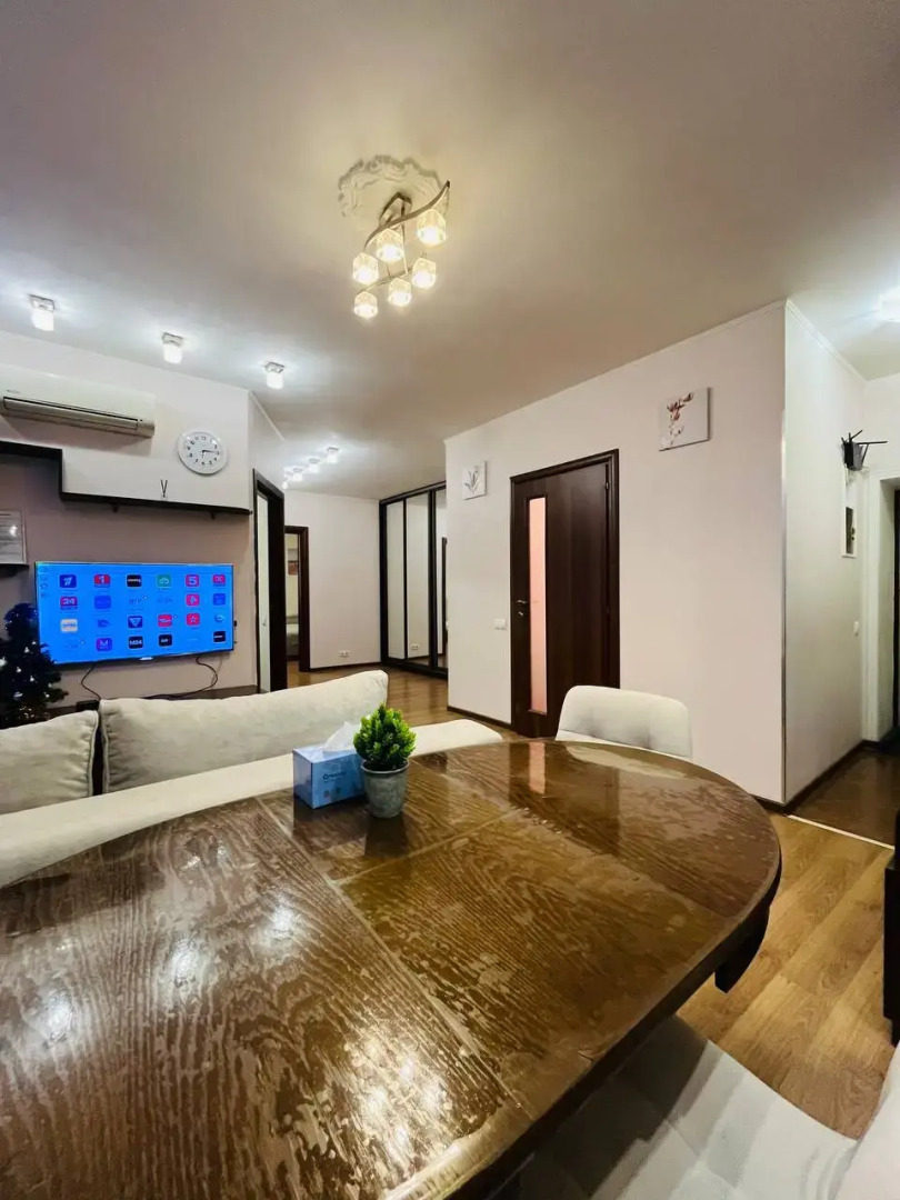 Квартира Уютная 3-х комнатная у метро Академическая