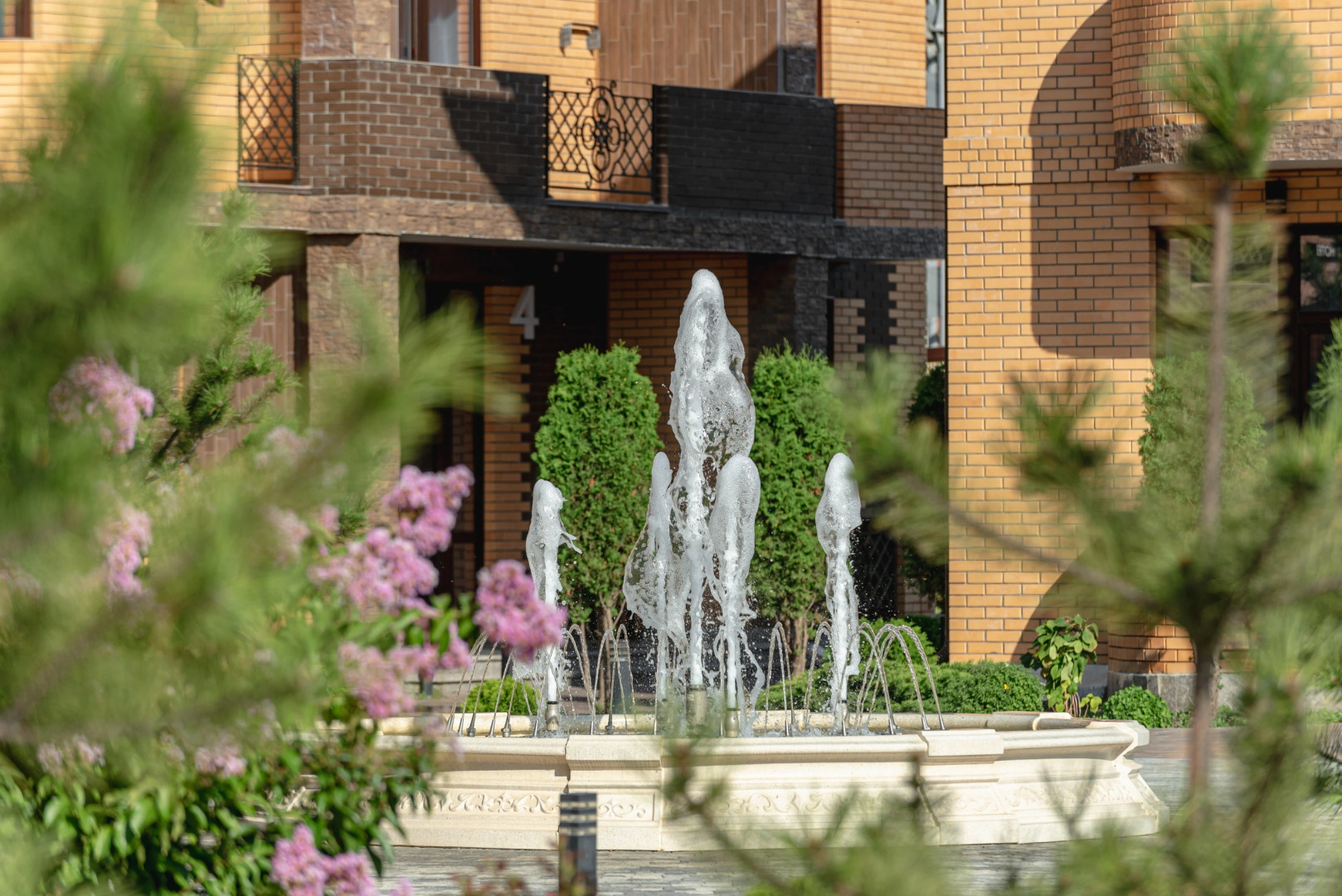 Отель Rinn Rise