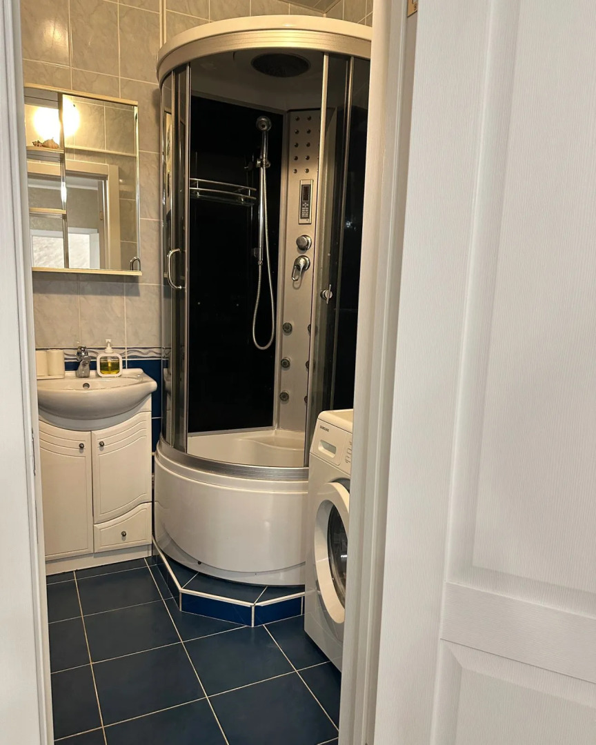 Апартаменты Уютные 2х комнатные недалеко от центра и метро