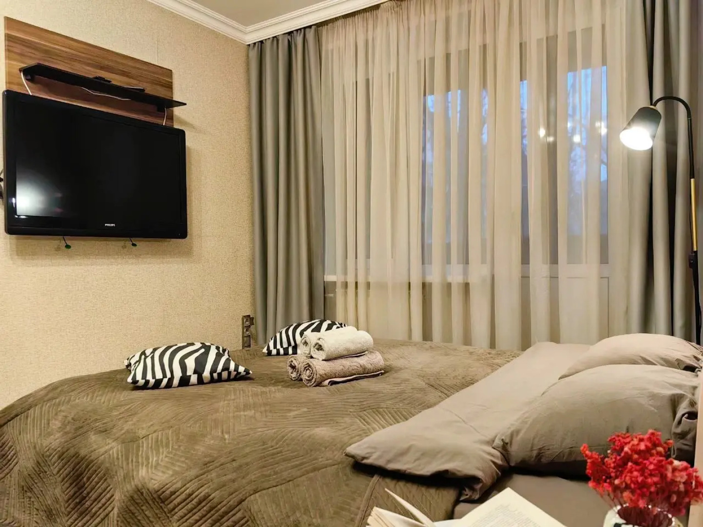 Апартаменты Уютная Однушка Возле Метро Академическая