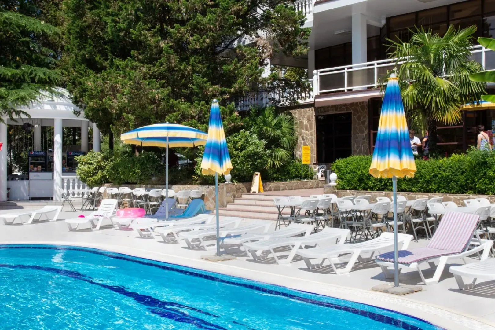 Курортный отель Ателика Сокол