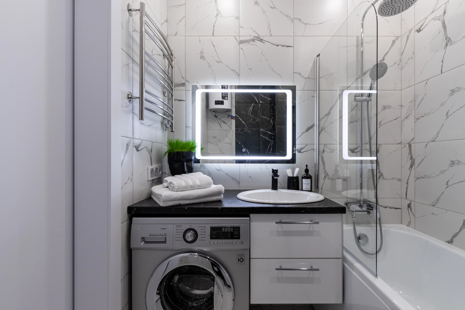 Квартира RoomyRoom Emerald