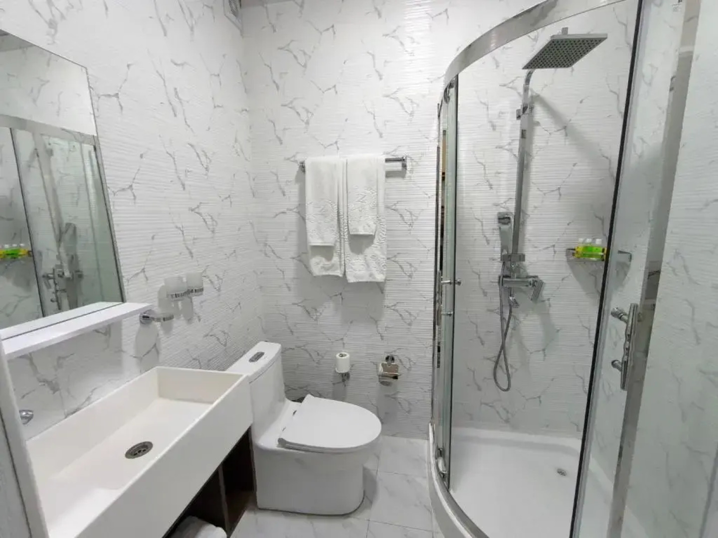 Отель Zarafshon Grand