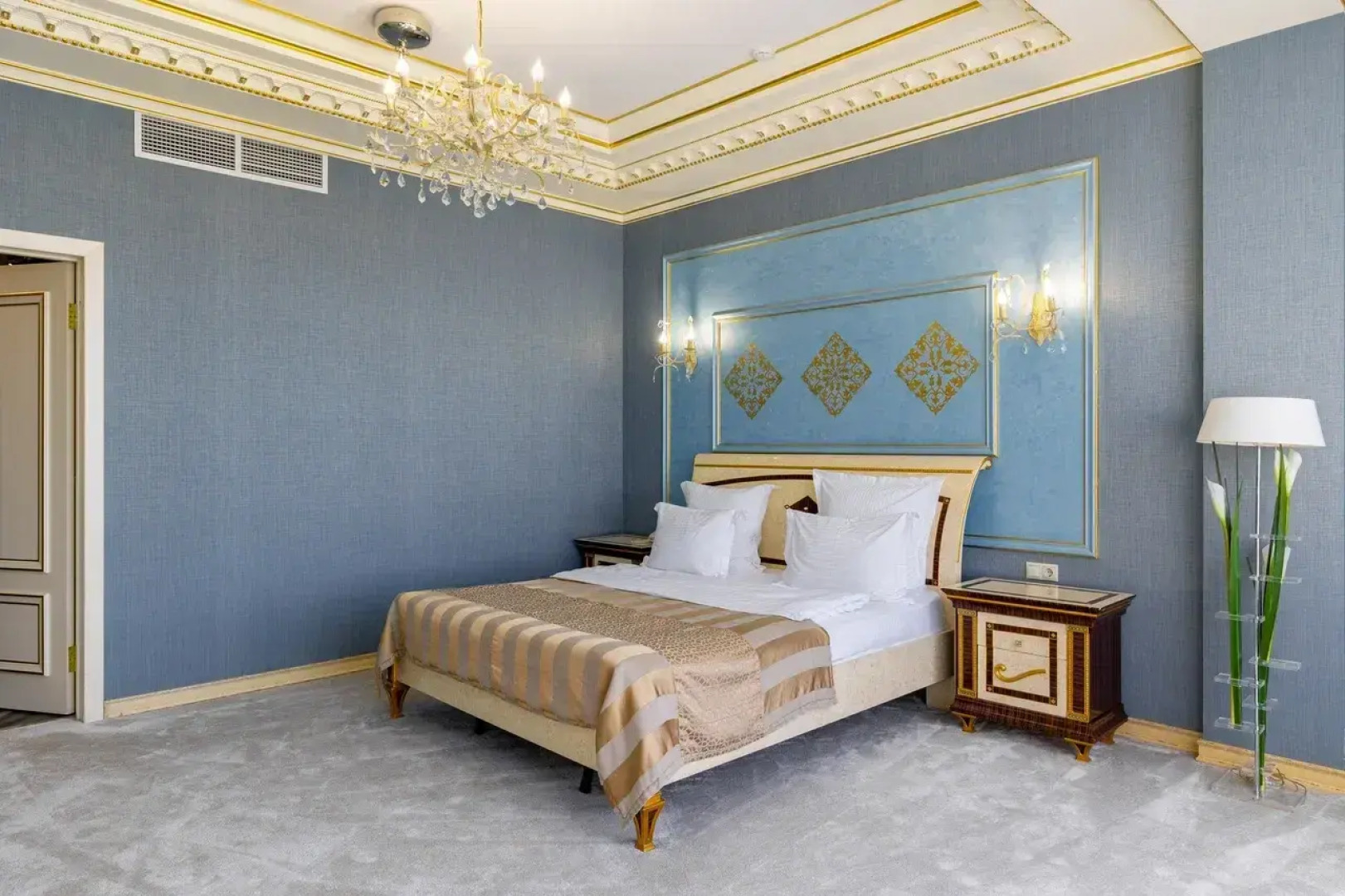 Отель 1000 и 1 Ночь