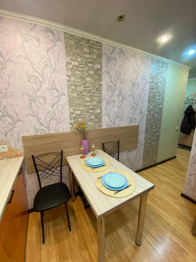 Апартаменты с 1 комнатой в центре Мурманска (КВАРТИРА51)