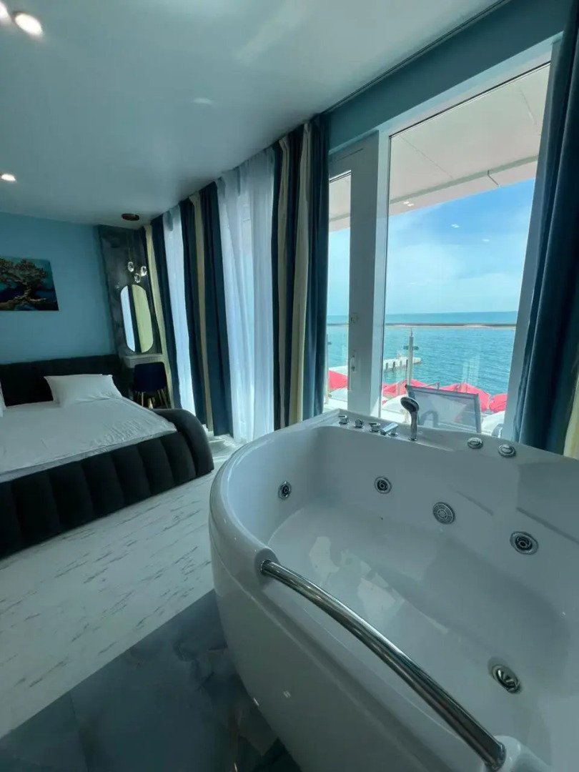 Отель Санремо